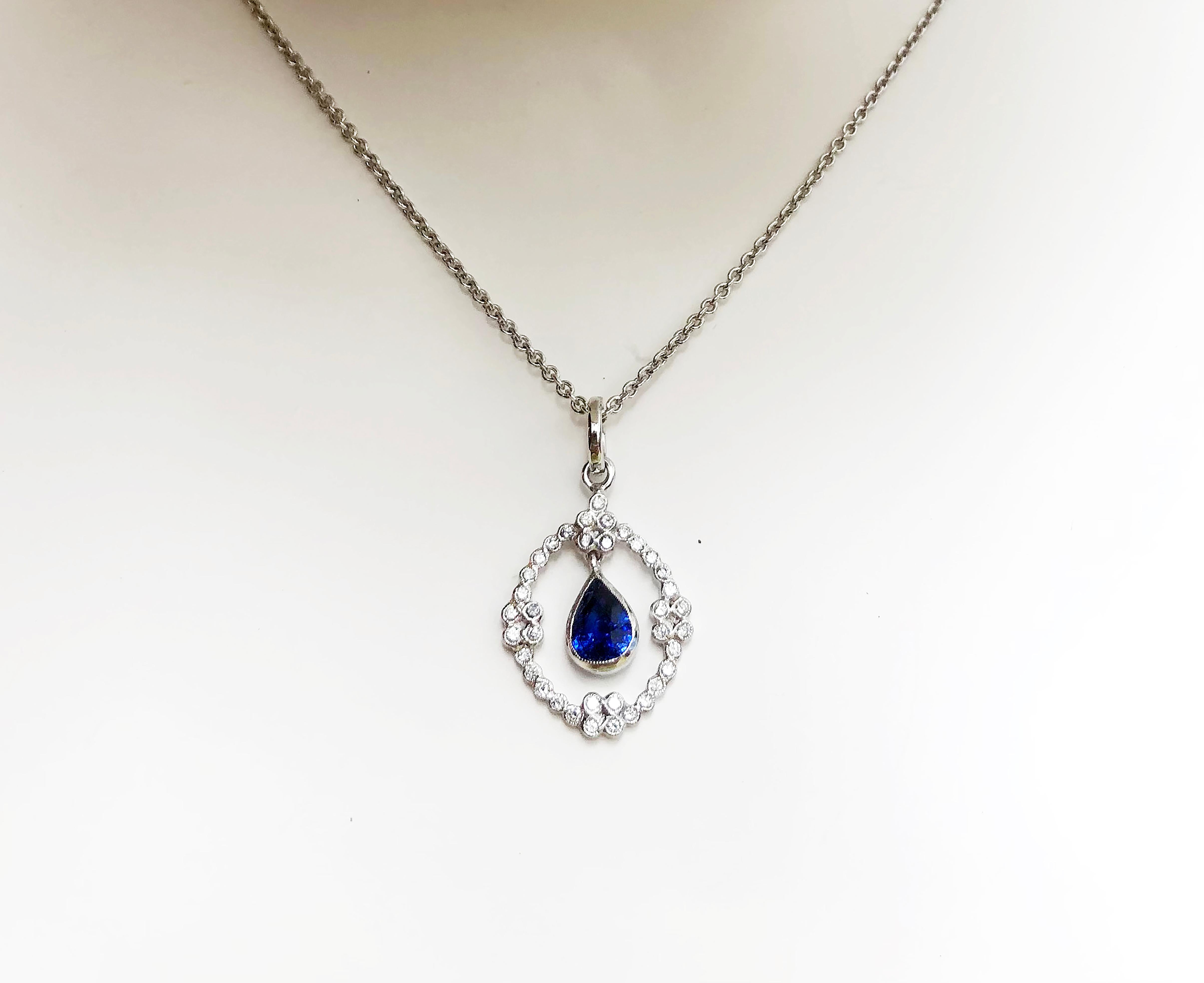 Art Deco Blue Sapphire with Diamond Pendant Set in 18 Karat White Gold Settings For Sale