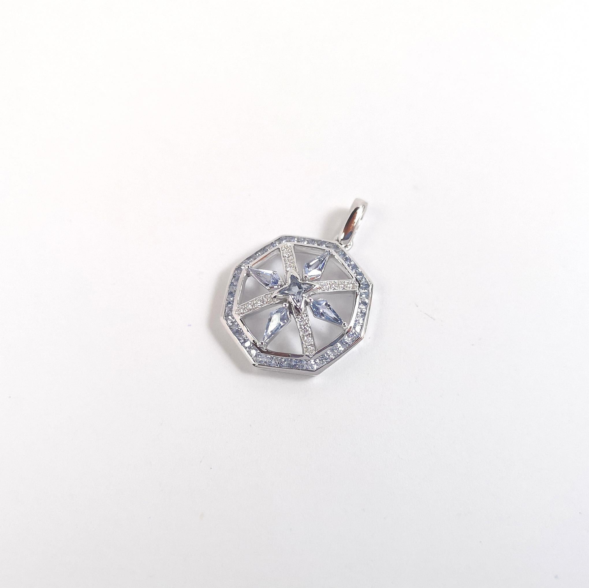 Blauer Saphir mit Diamant-Anhänger in 18 Karat Weißgold-Fassung Damen im Angebot