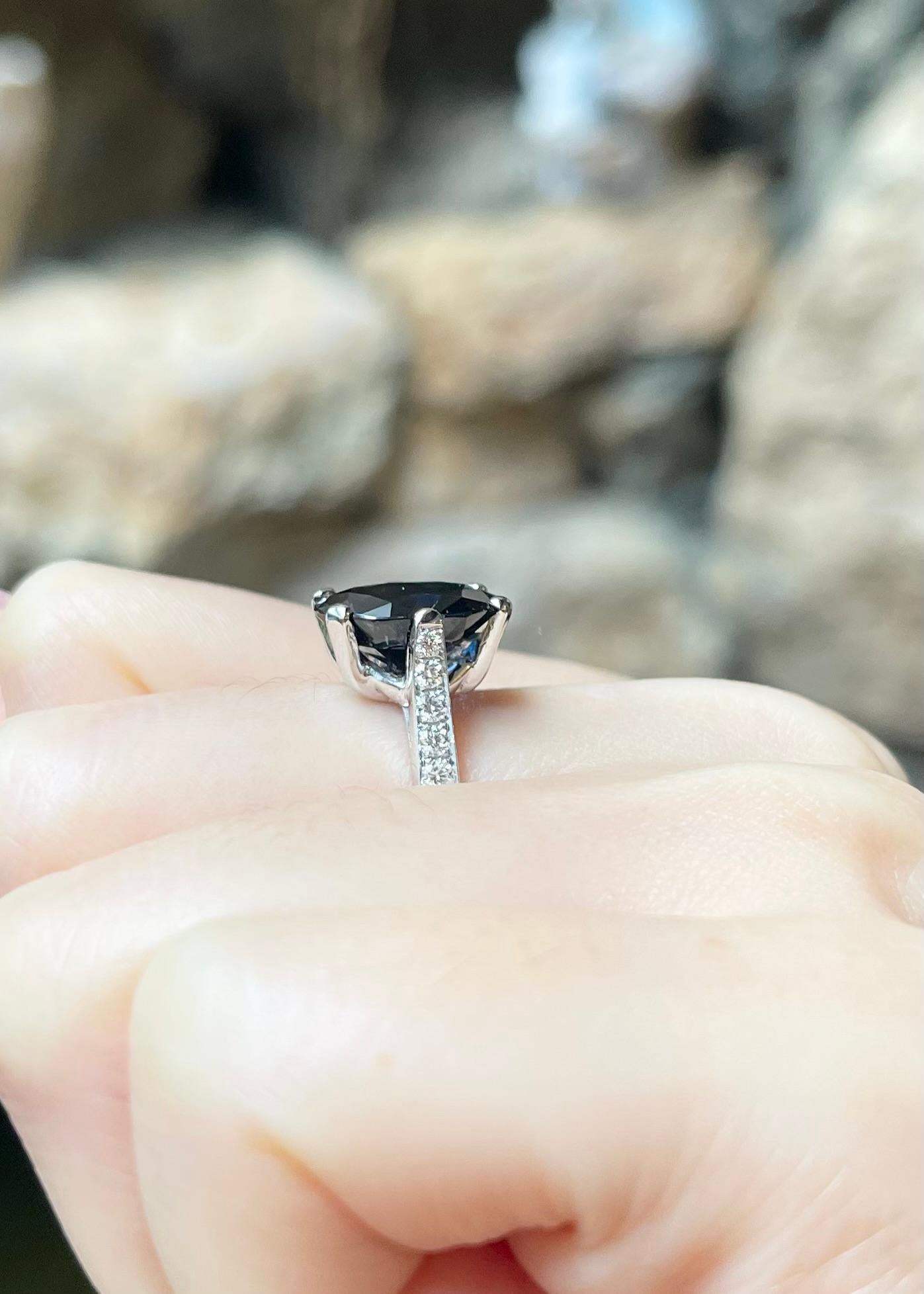 Blue Sapphire with Diamond Ring in 18K White Gold Setting For Sale 2