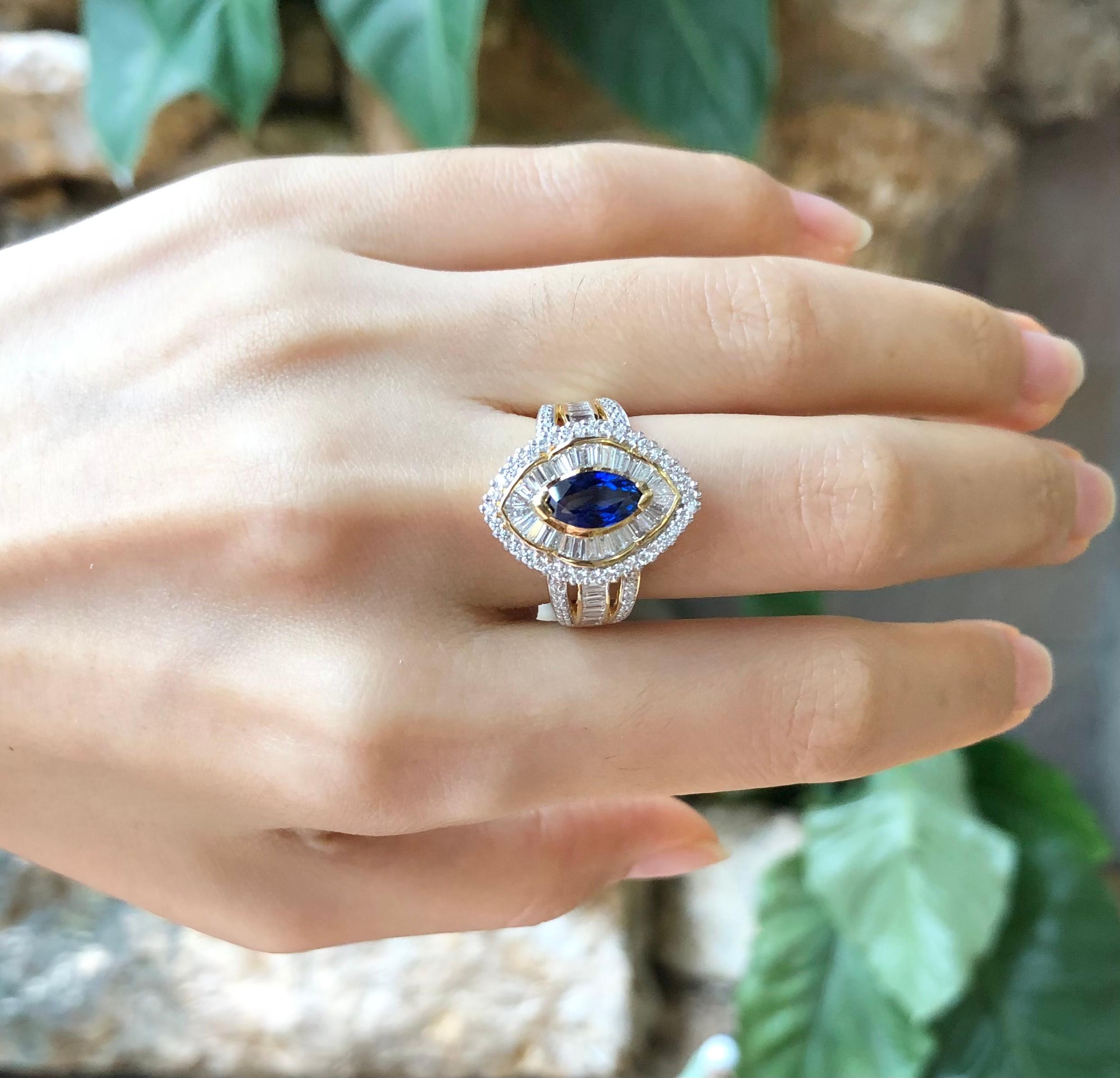 Art Deco Blue Sapphire with Diamond Ring set in 18 Karat Gold Set For Sale