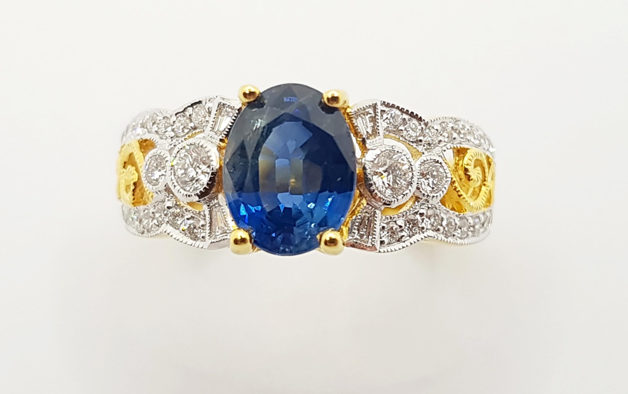 Blue Sapphire  with Diamond Ring set in 18 Karat Gold Settings For Sale 3