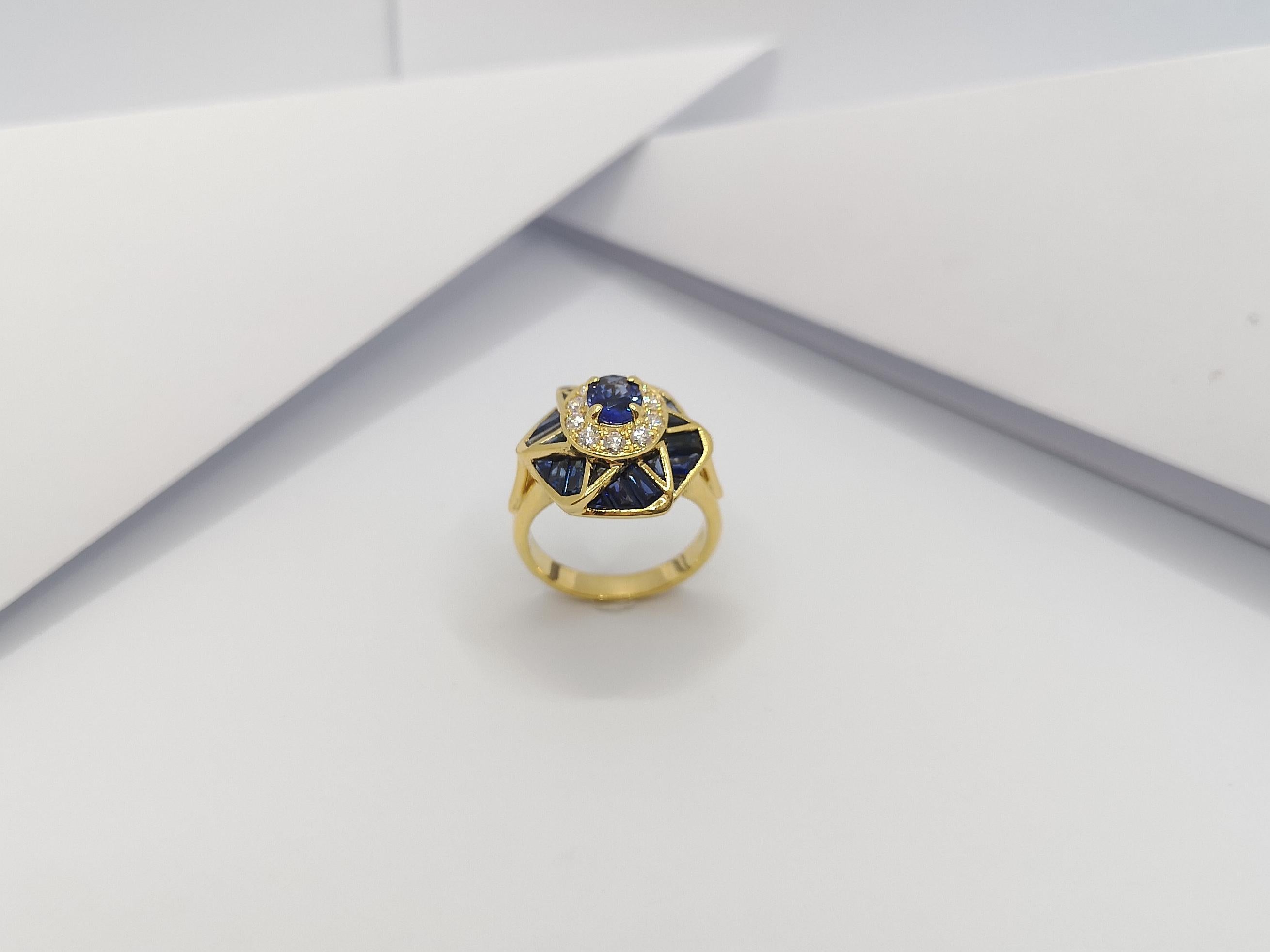 Bague en or 18 carats sertie d'un saphir bleu et de diamants en vente 5