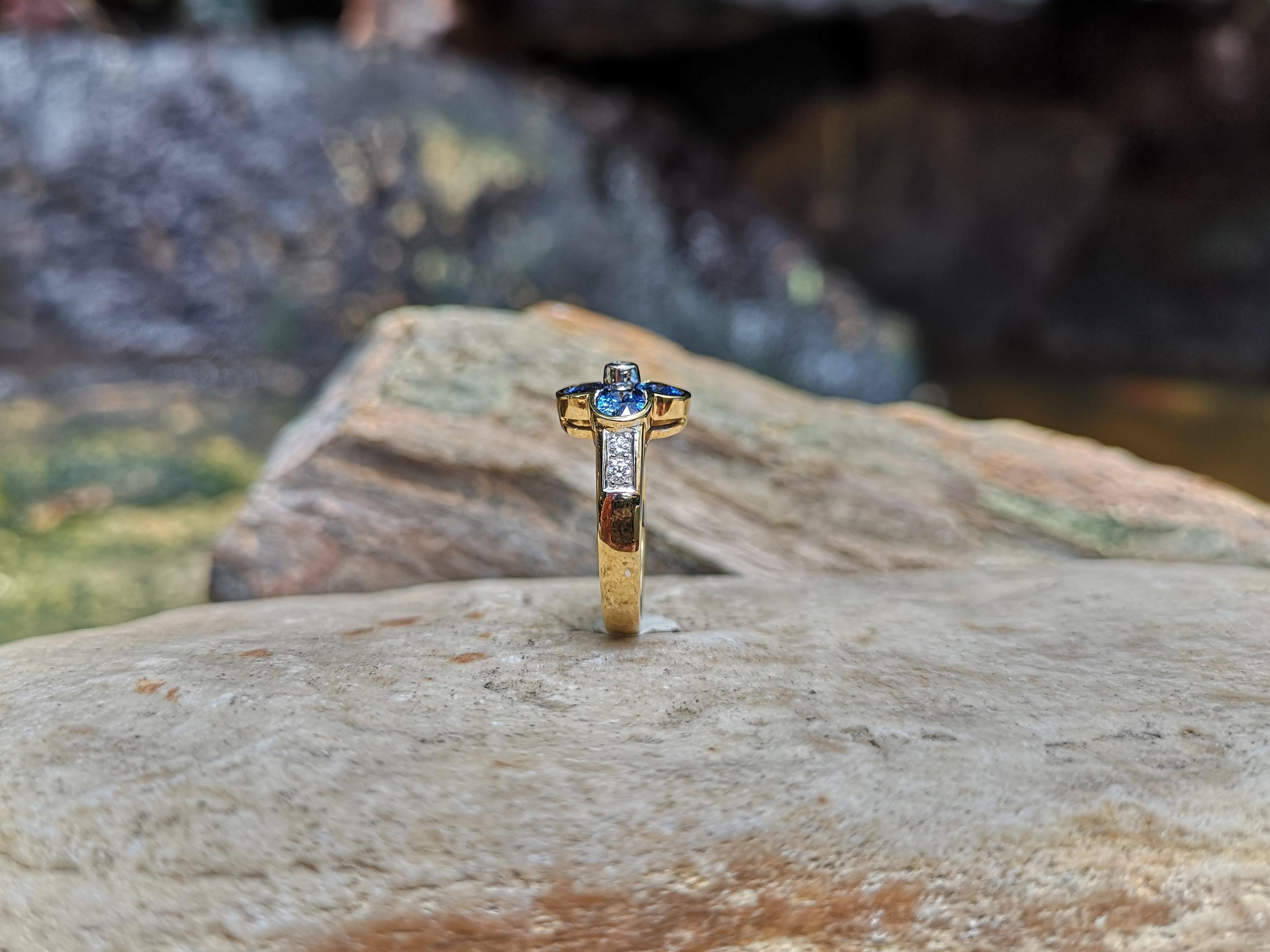 Blue Sapphire with Diamond  Ring Set in 18 Karat Gold Settings For Sale 5