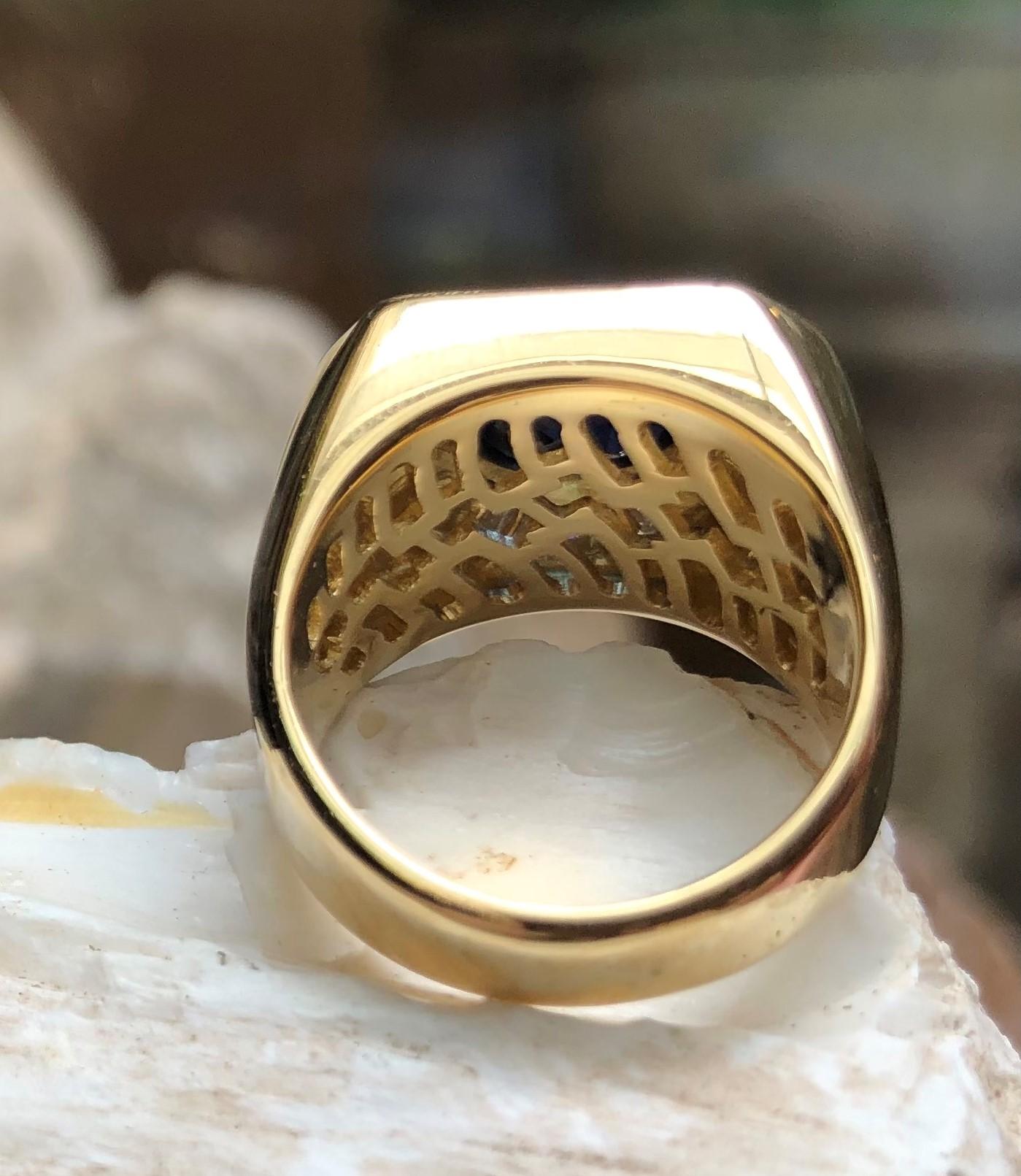 Bague en or 18 carats avec saphir bleu et diamant en vente 6