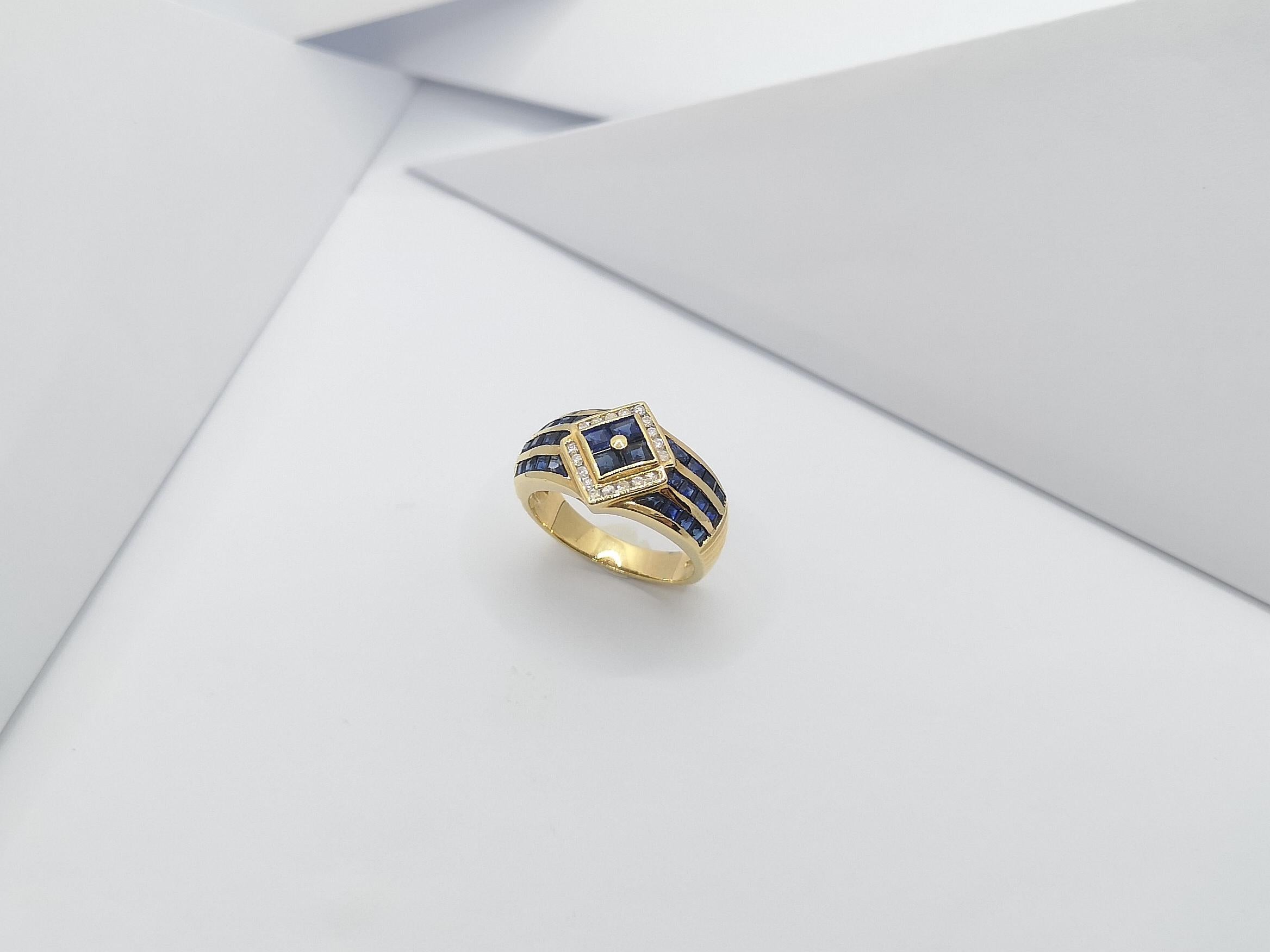 Blue Sapphire with Diamond Ring Set in 18 Karat Gold Settings For Sale 7