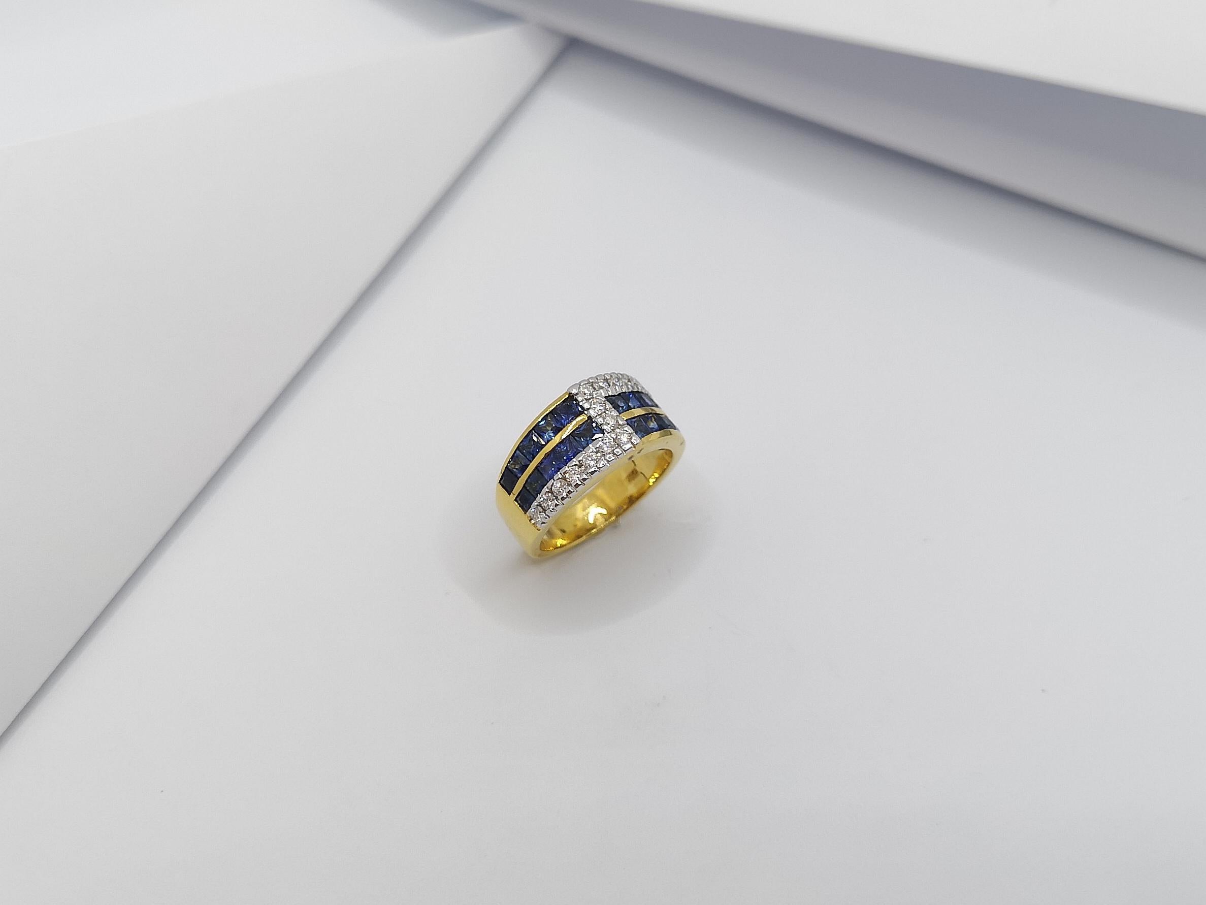 Blue Sapphire with Diamond Ring Set in 18 Karat Gold Settings For Sale 7