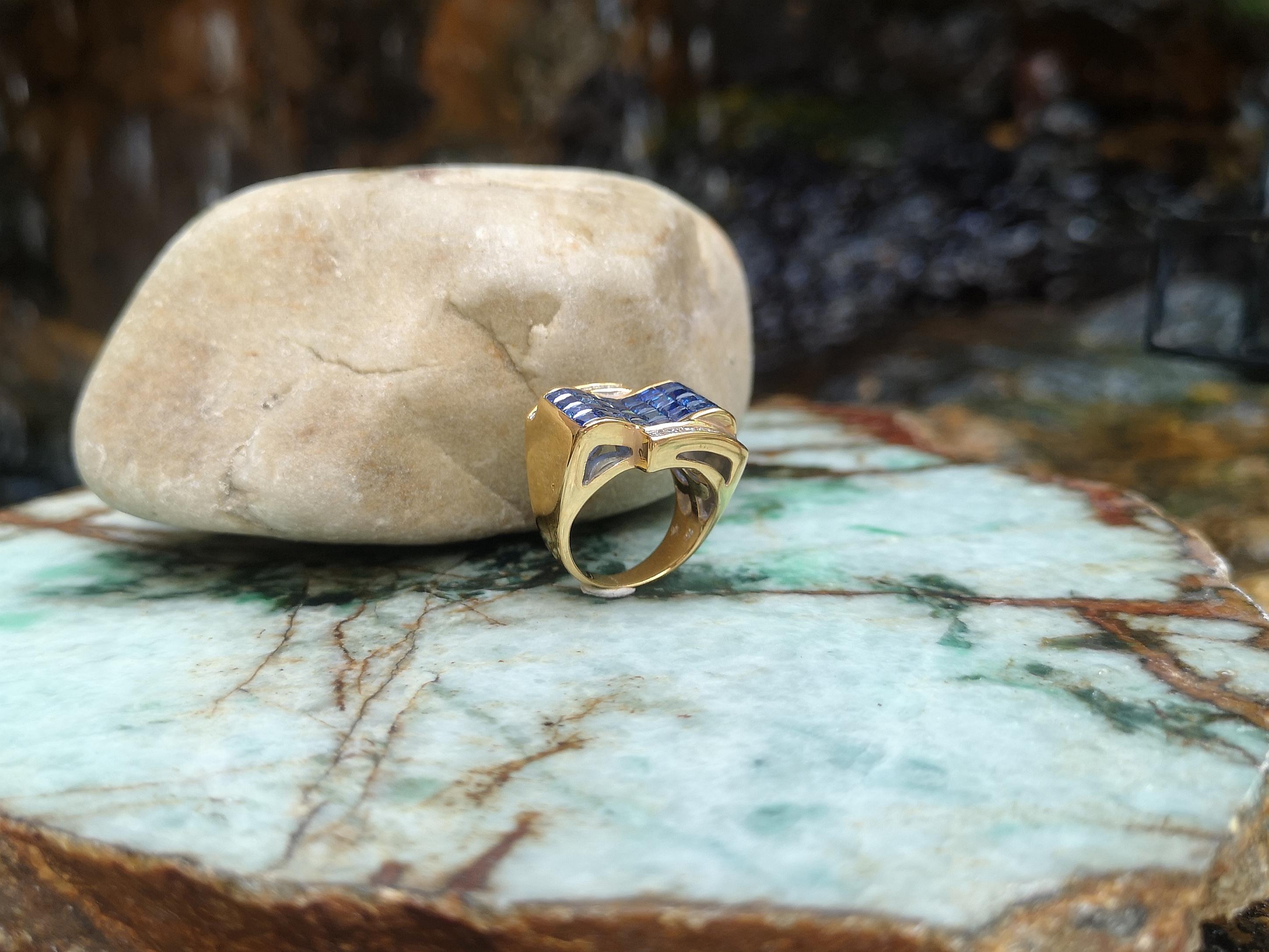 Blauer Saphir mit Diamantring aus 18 Karat Gold in Fassungen im Angebot 9