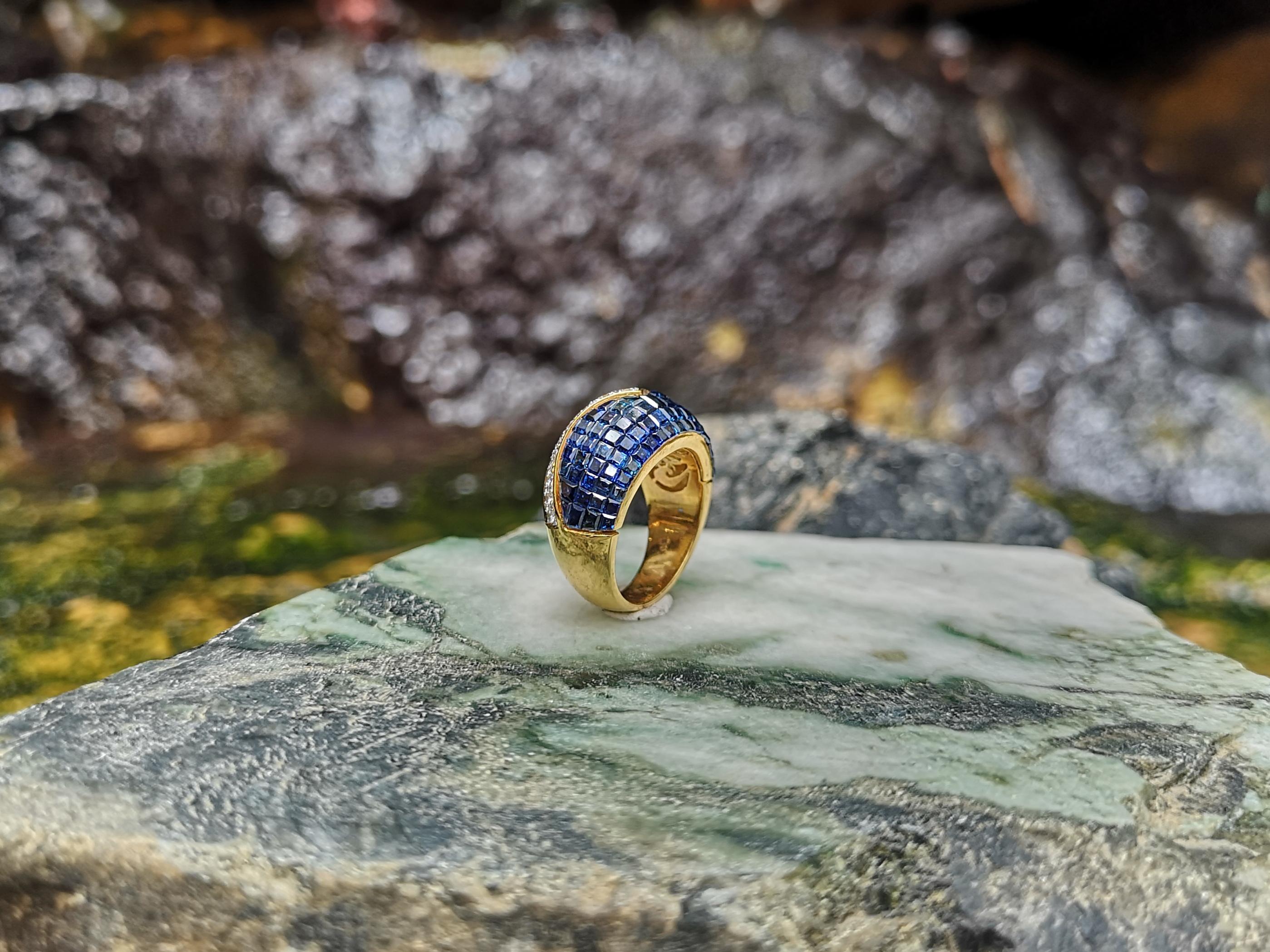 Blue Sapphire with Diamond Ring Set in 18 Karat Gold Settings For Sale 9