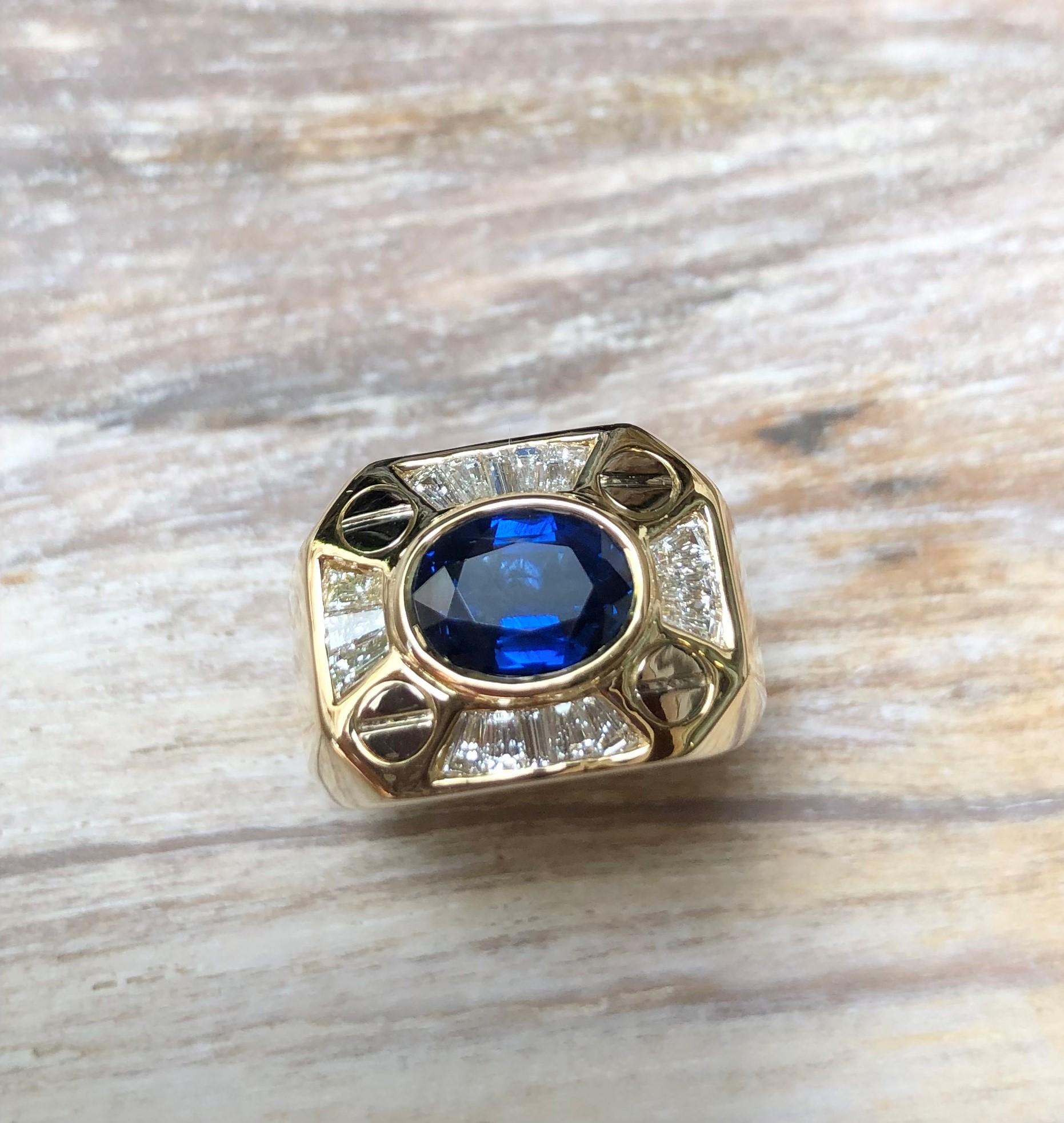 Bague en or 18 carats avec saphir bleu et diamant en vente 12