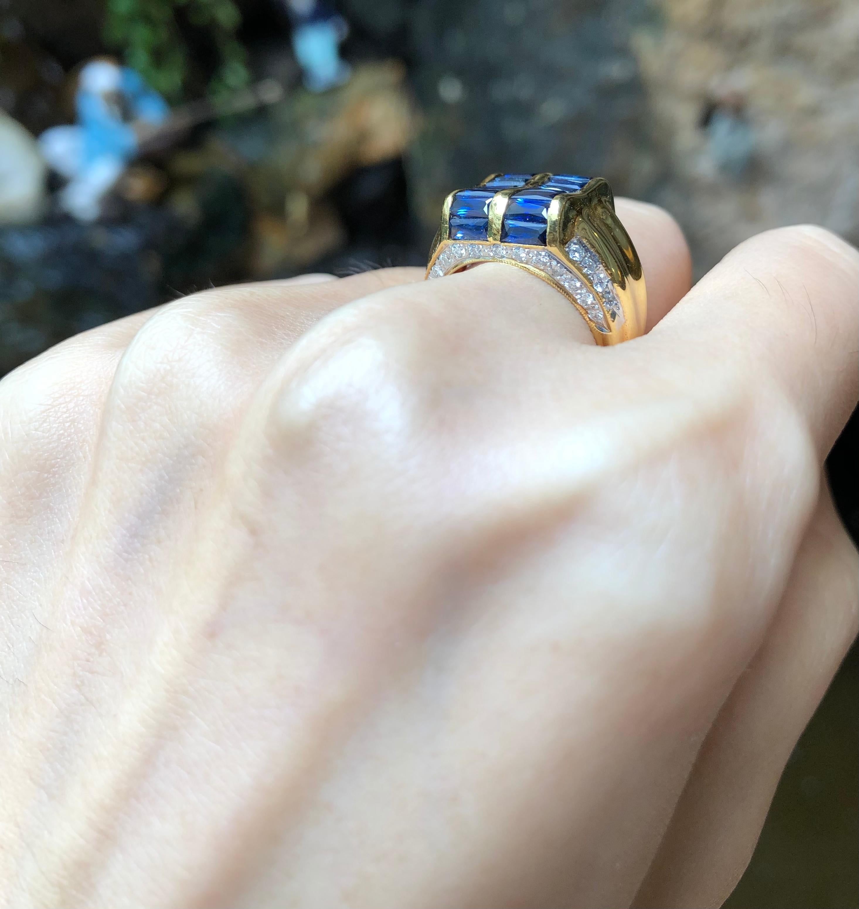 Bague saphir bleu 3,48 carats et diamant 0,51 carat en or 18 carats

Largeur :  1,2 cm 
Longueur : 1,4 cm
Taille de l'anneau : 51
Poids total : 10,61 grammes

