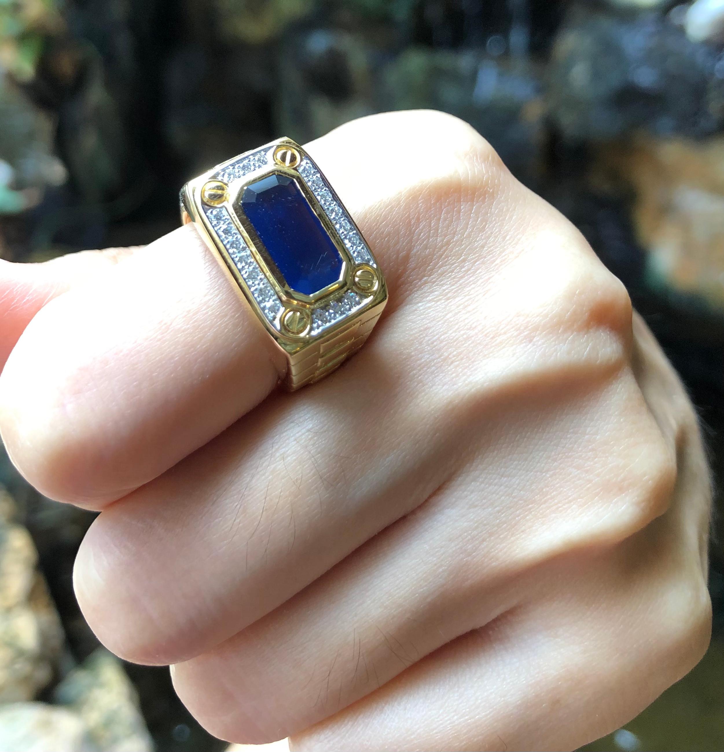 Blauer Saphir 2,26 Karat mit Diamant 0,21 Karat Ring in 18 Karat Goldfassung

Breite:  2,0 cm 
Länge: 1,3 cm
Ringgröße: 58
Gesamtgewicht: 18,11 Gramm

