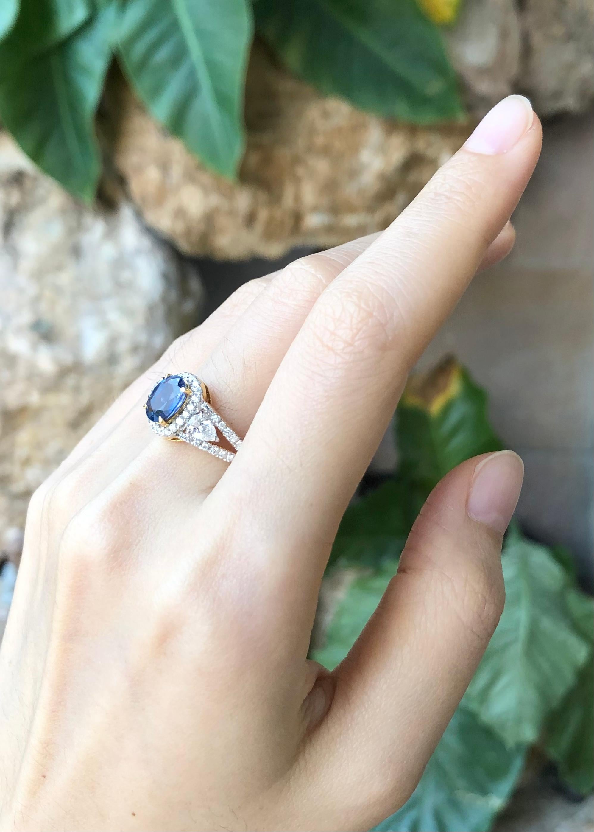 Blue Sapphire 1.59 carats with Diamond 0.72 carat Ring set in 18 Karat Gold Settings

Width:  1.8 cm 
Length: 1.1 cm
Ring Size: 55
Total Weight: 5.19 grams



