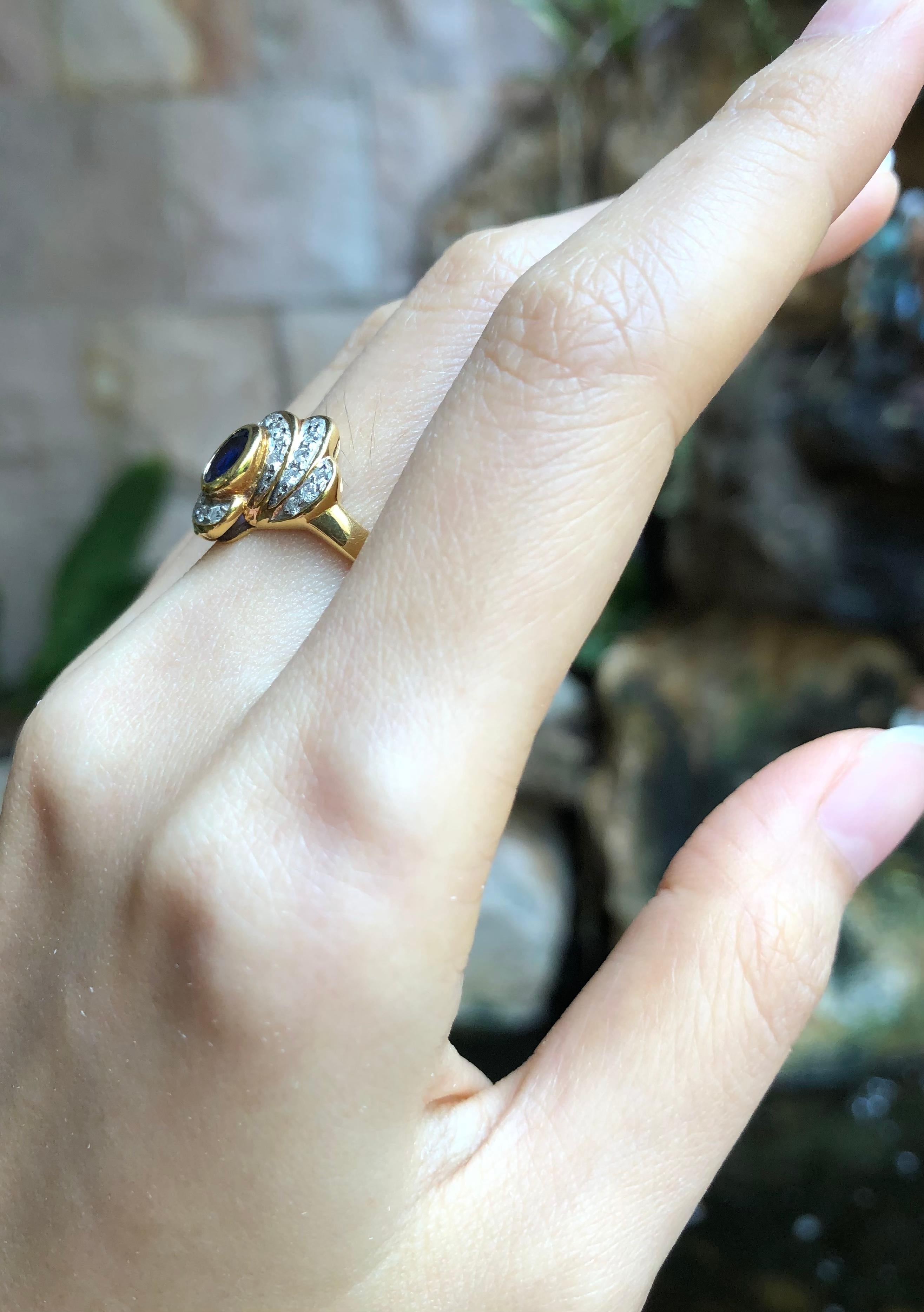18k gersc ring with diamonds