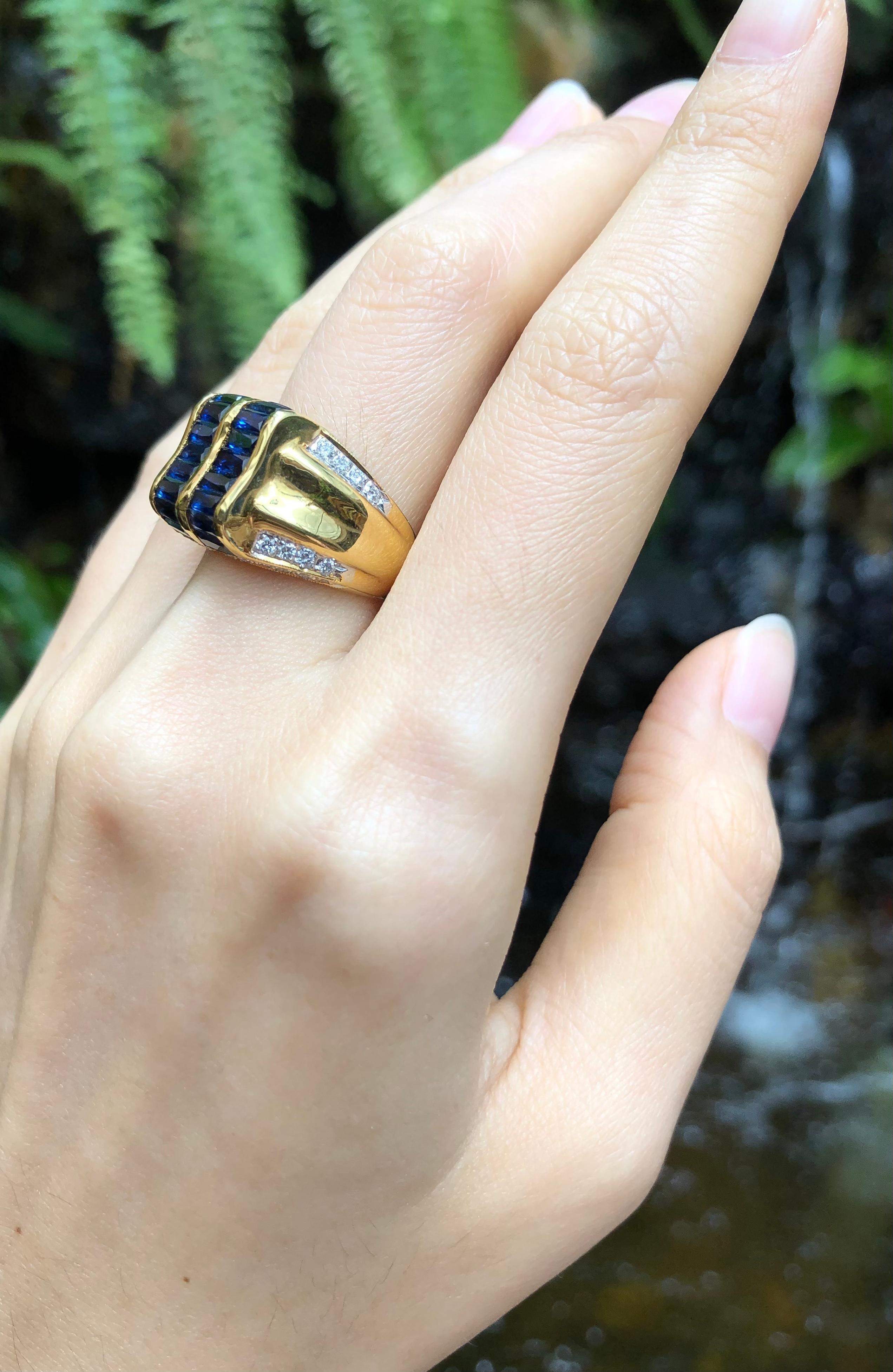 Bague en or 18 carats avec saphir bleu et diamant Unisexe en vente