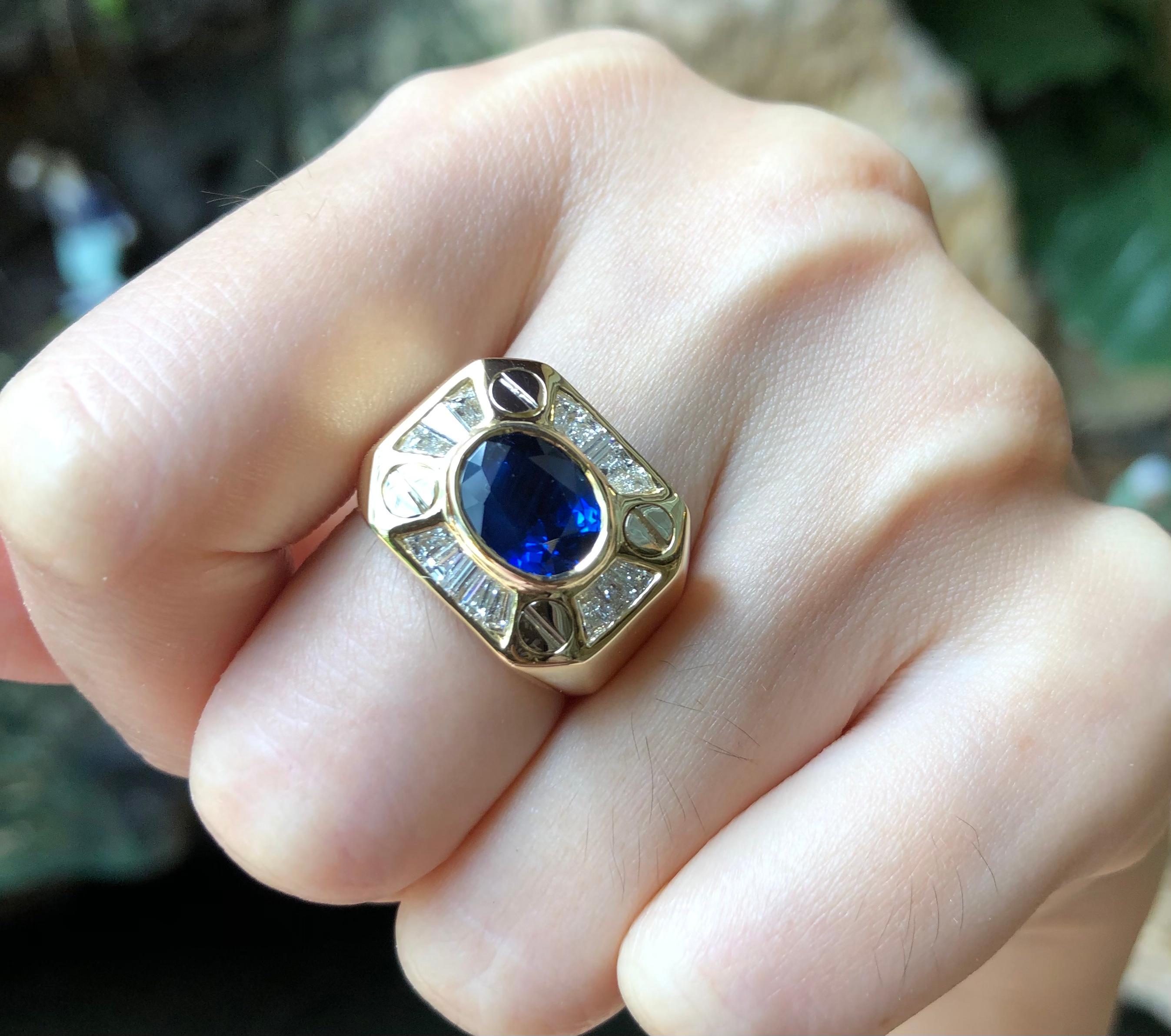Bague en or 18 carats avec saphir bleu et diamant Unisexe en vente