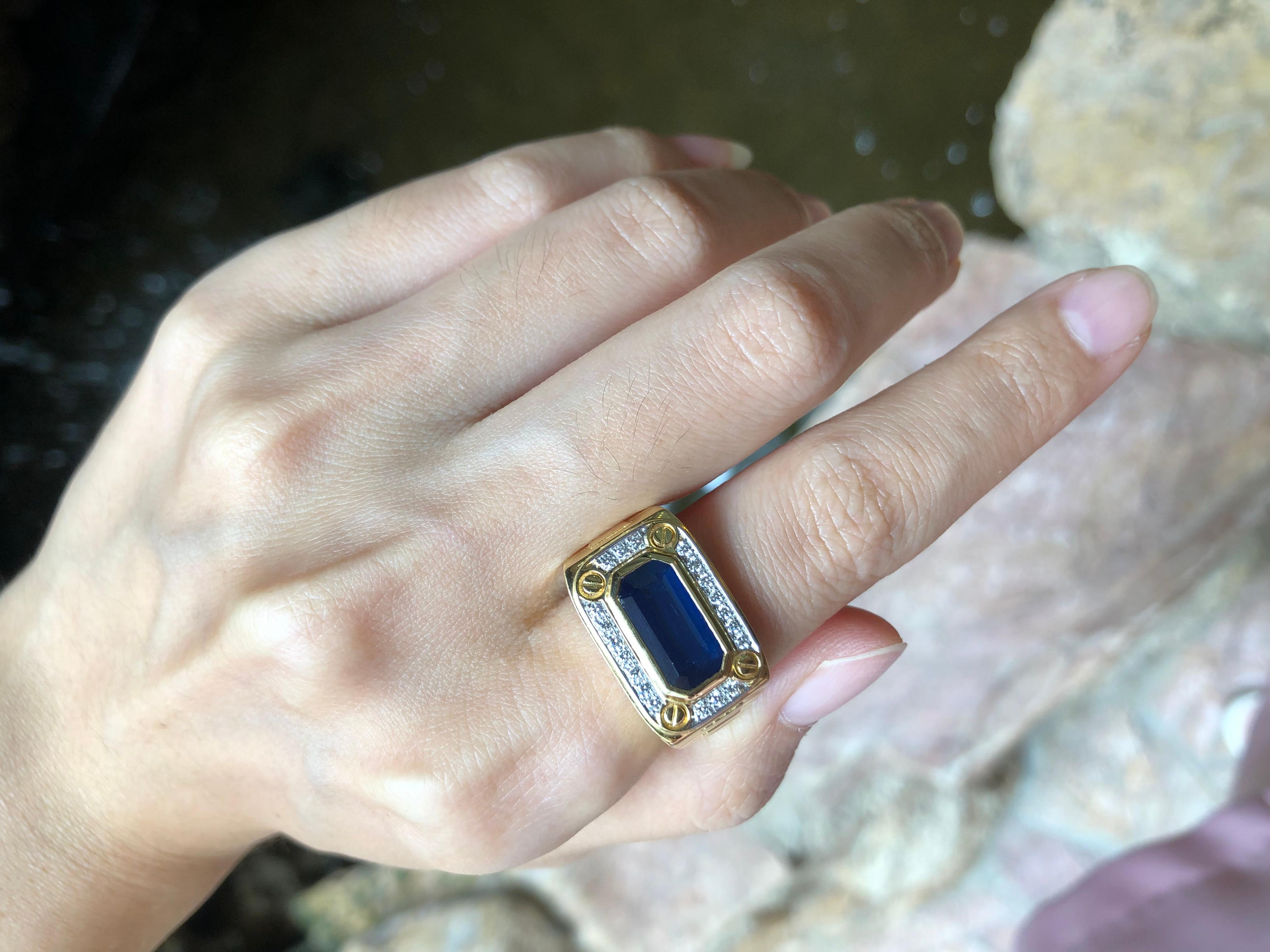 Blauer Saphir mit Diamantring aus 18 Karat Gold in Fassungen im Angebot 1
