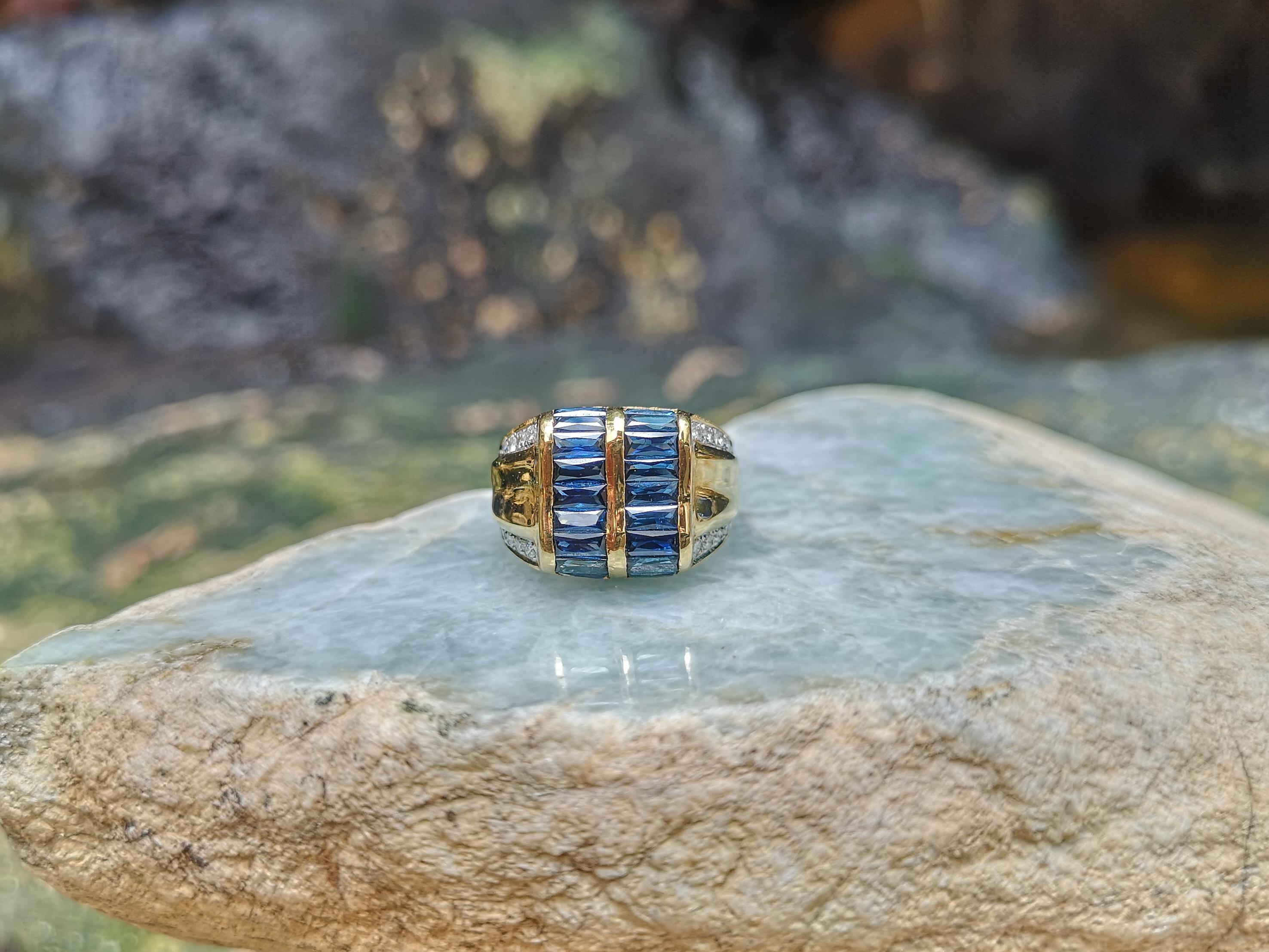 Bague en or 18 carats avec saphir bleu et diamant en vente 3