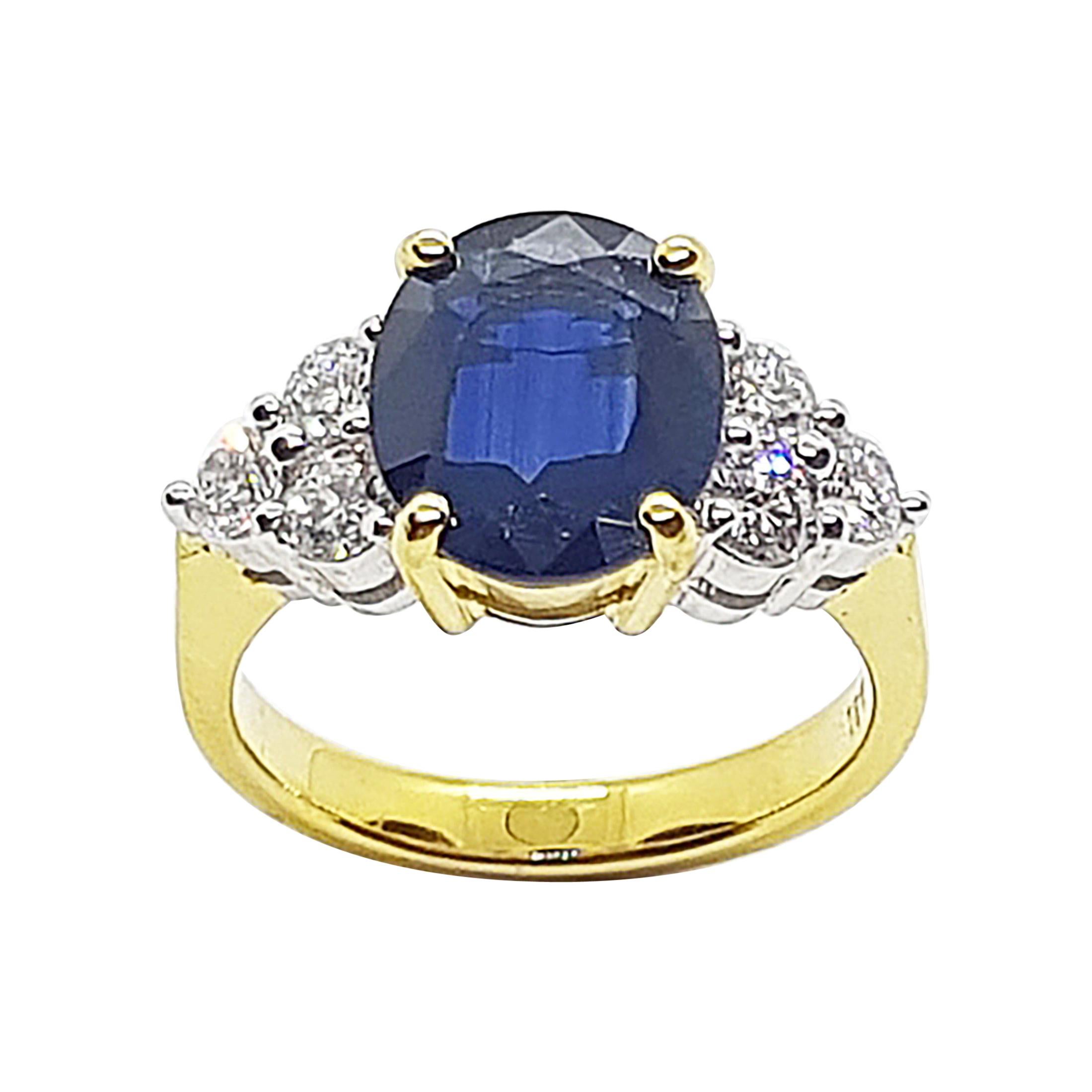 Anillo Zafiro Azul con Diamantes Engastado en Oro de 18 Kilates