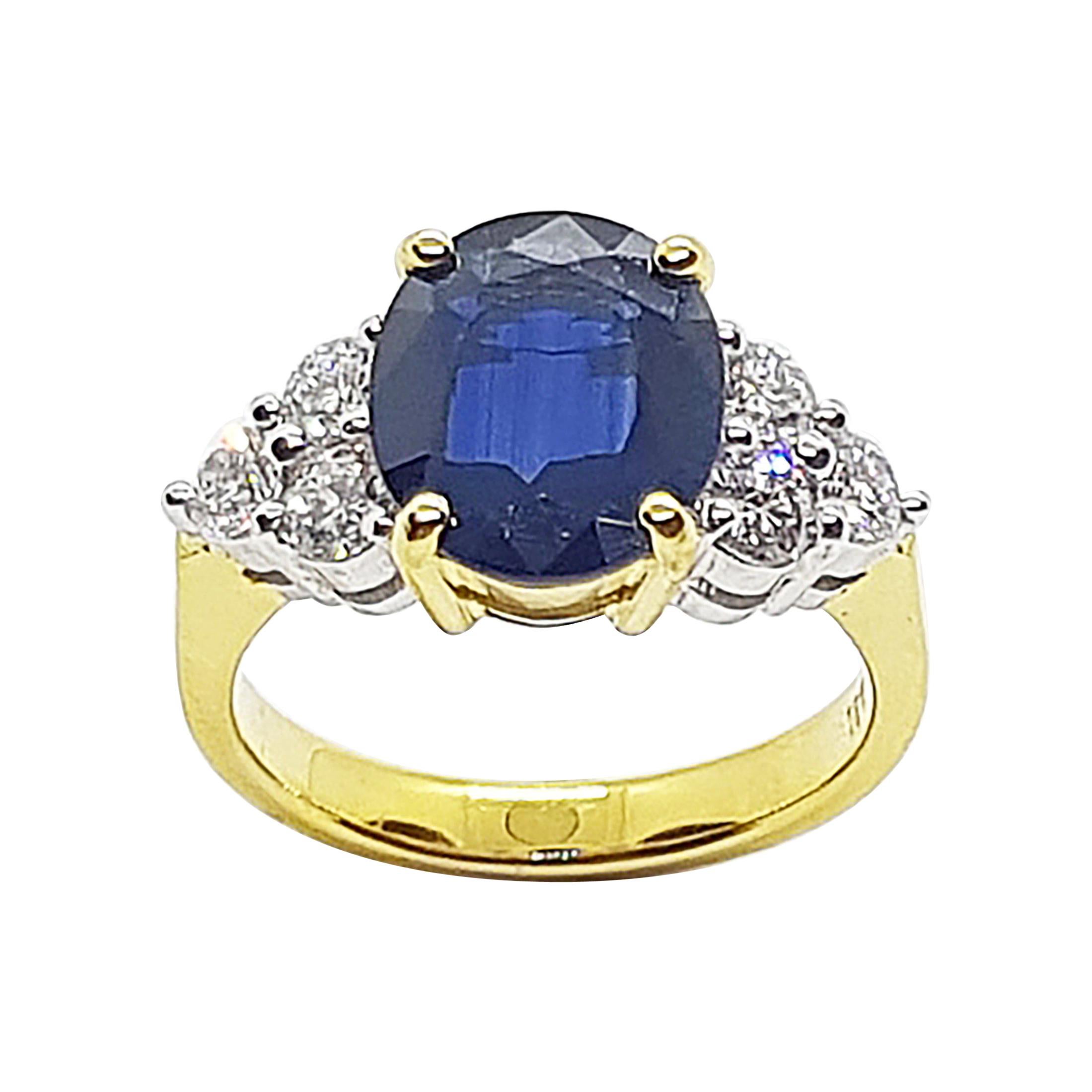 Blue Sapphire with Diamond Ring Set in 18 Karat Gold Settings For Sale