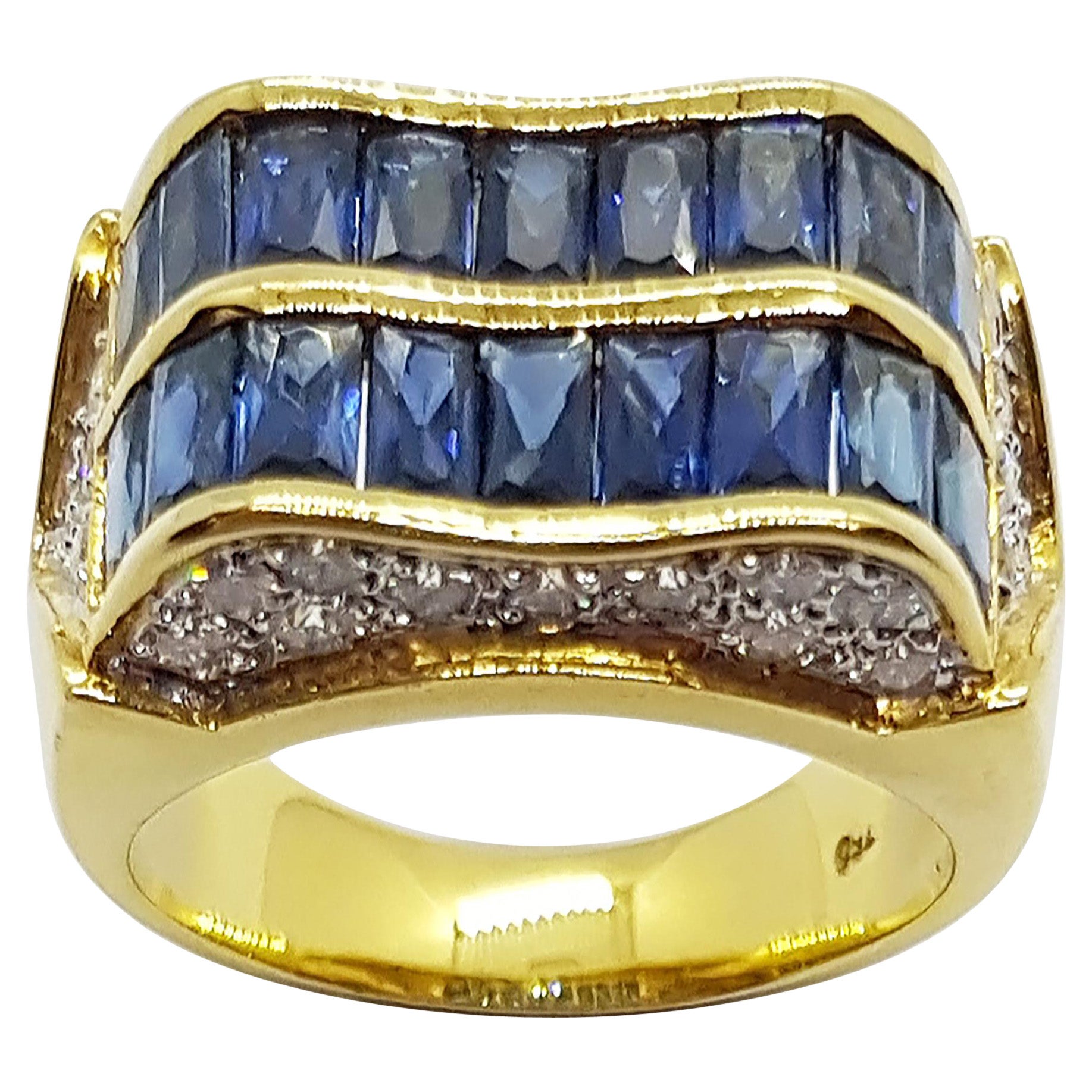 Blauer Saphir mit Diamantring aus 18 Karat Gold in Fassungen