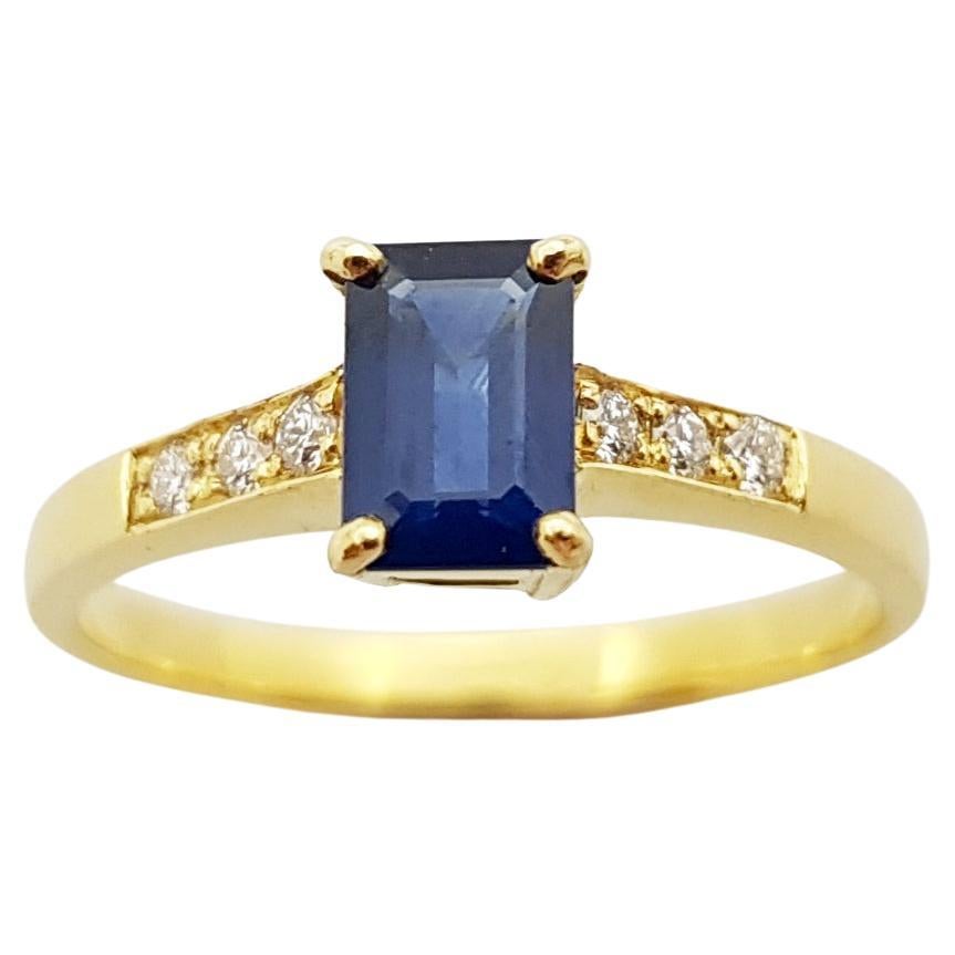 Anillo Zafiro Azul con Diamantes Engastado en Oro de 18 Kilates