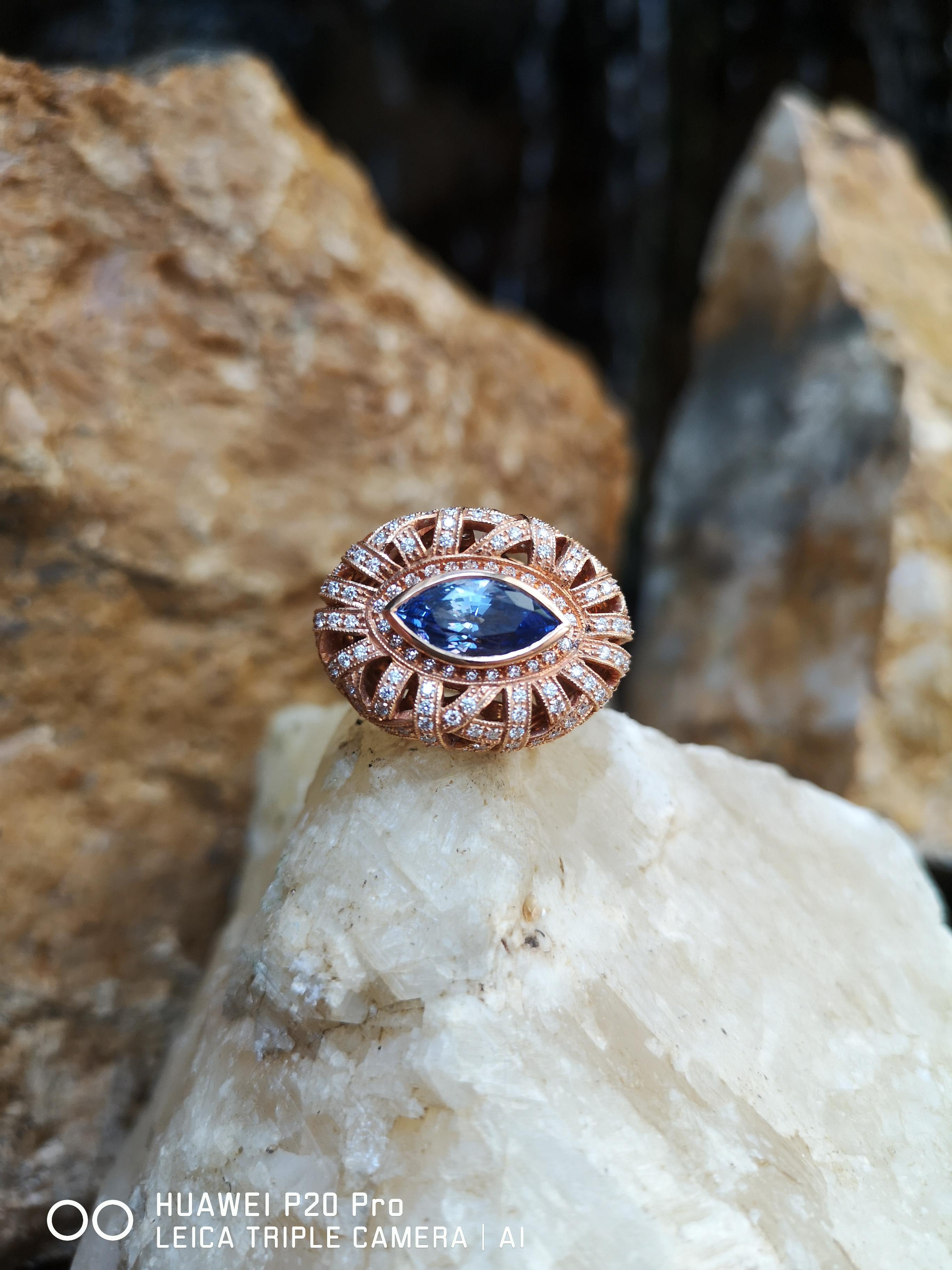 Blauer Saphir mit Diamantring aus 18 Karat Roségold in Fassungen Damen im Angebot