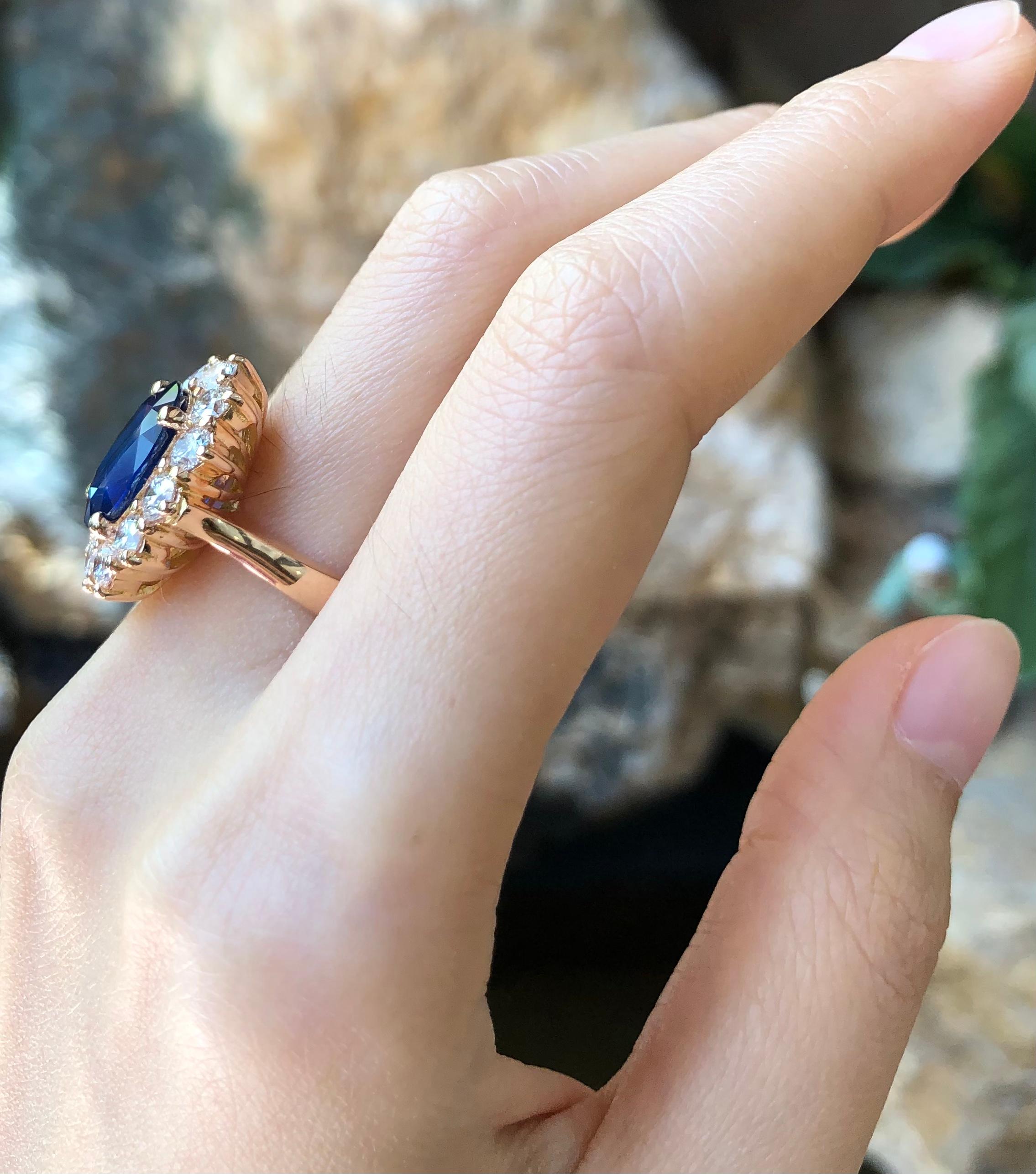 Women's Blue Sapphire with Diamond Ring set in 18 Karat Rose Gold Settings For Sale