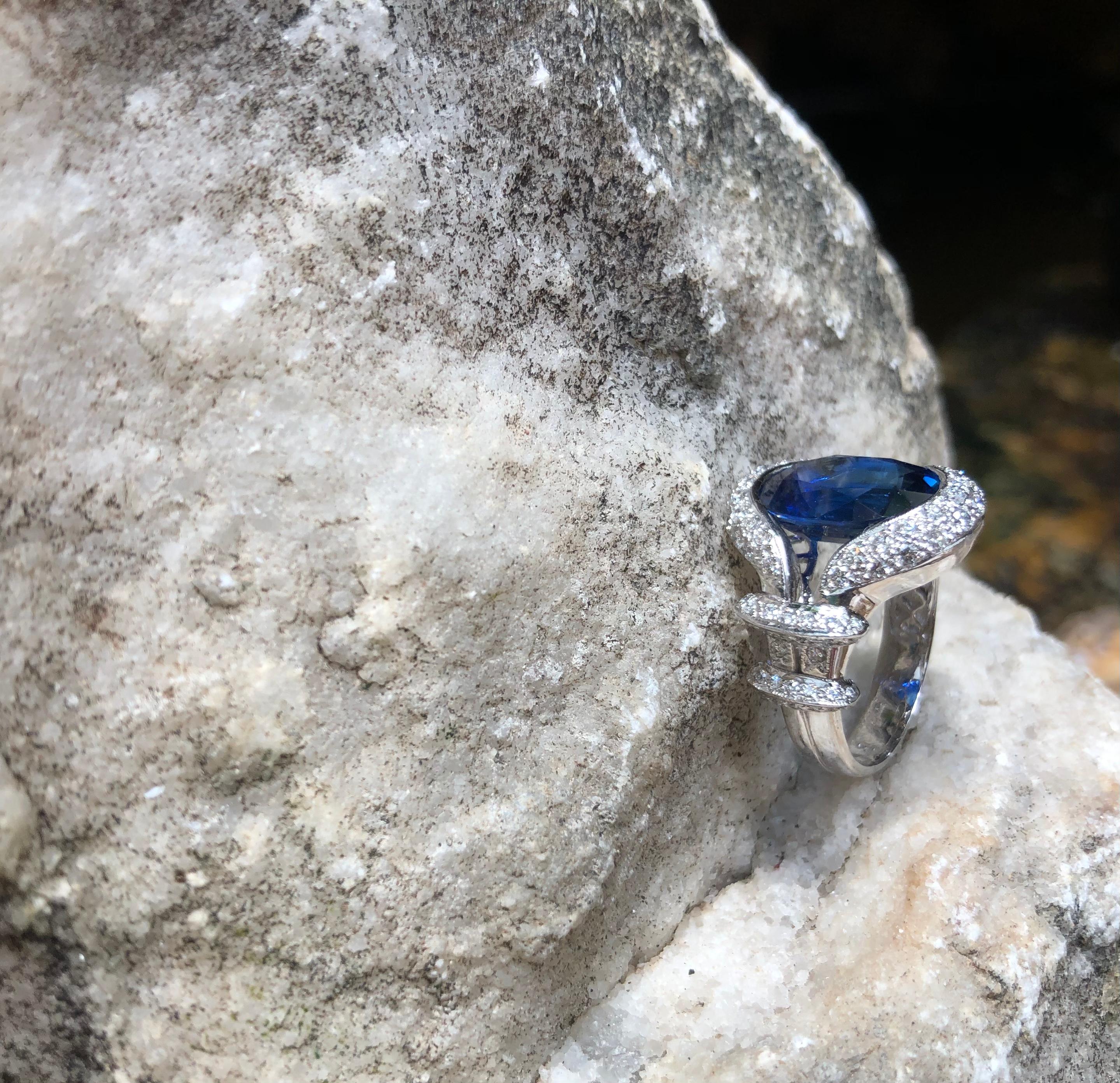 Blauer blauer Saphir mit Diamantring in 18 Karat Weißgoldfassung im Angebot 5