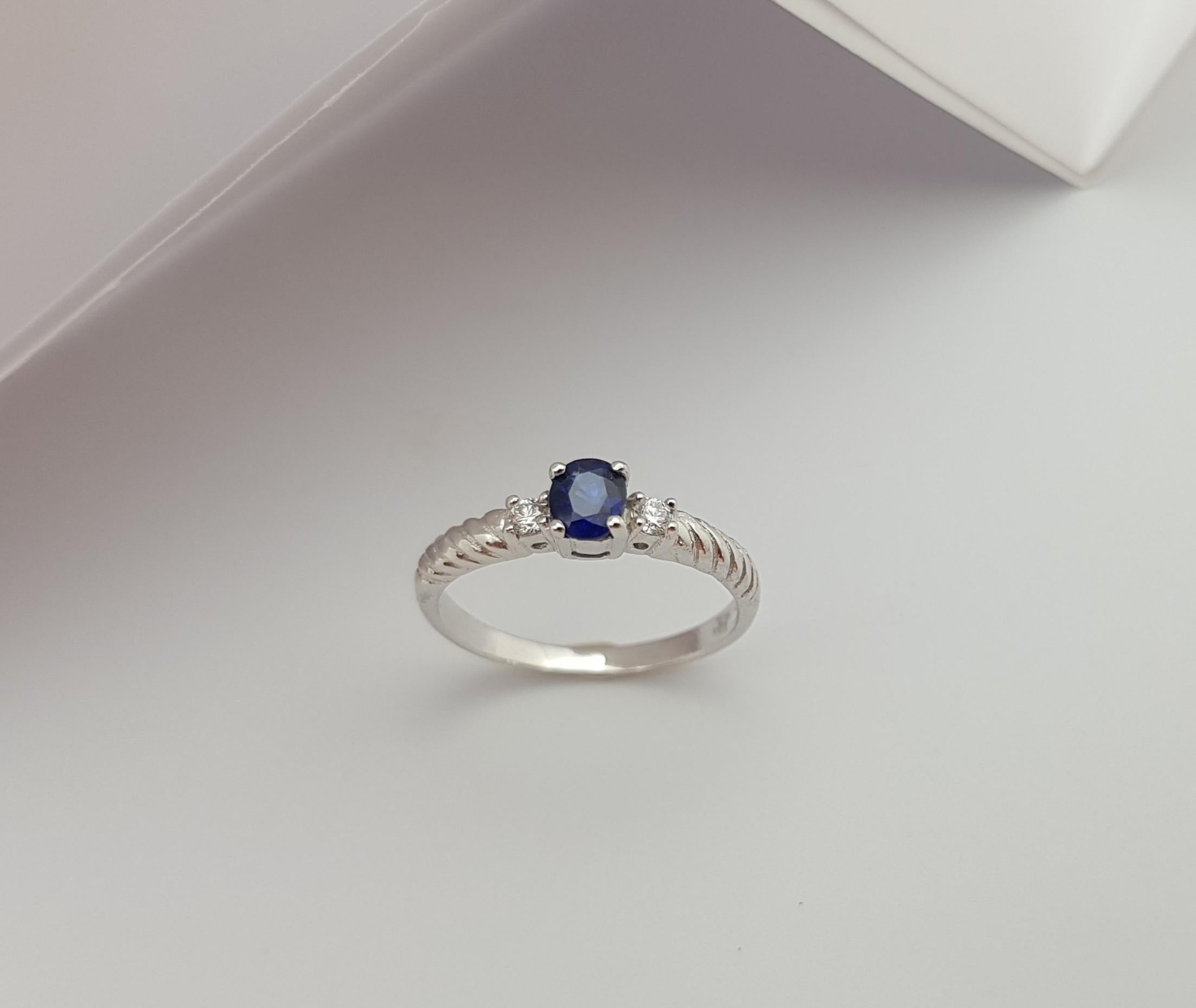 Blue Sapphire with Diamond Ring set in 18 Karat White Gold Settings For Sale 5