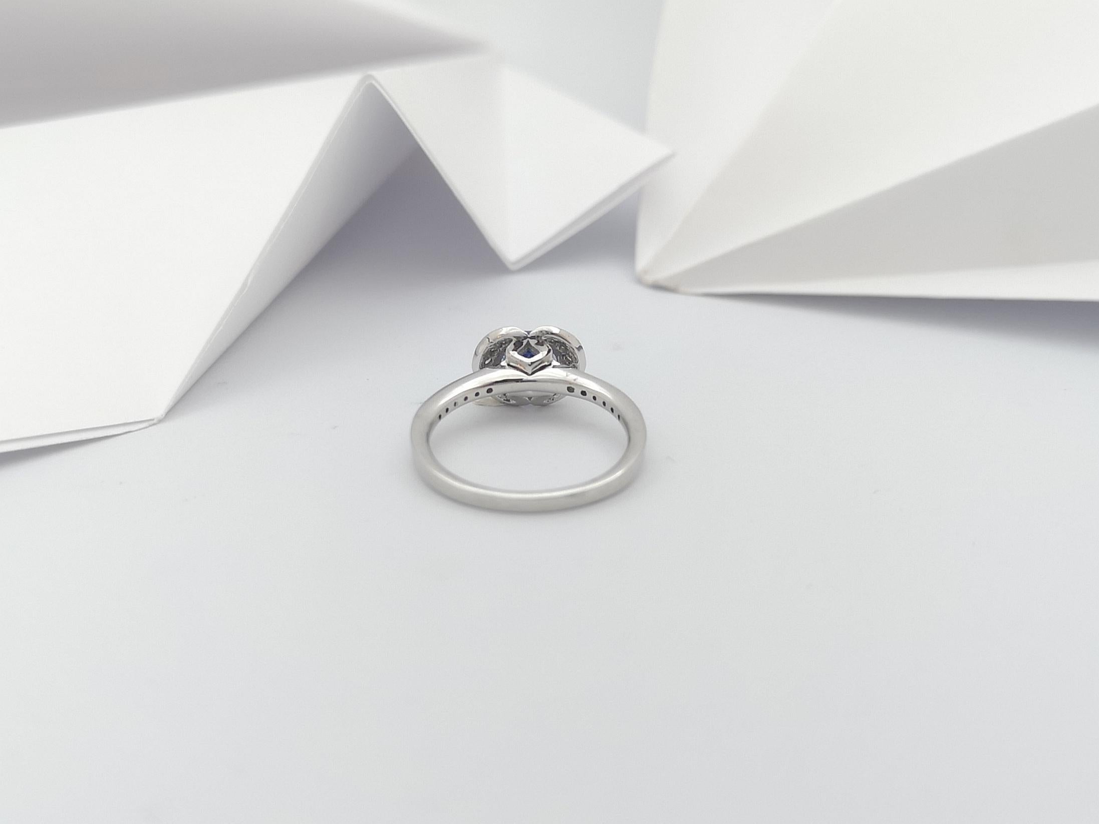 Blue Sapphire with Diamond Ring set in 18 Karat White Gold Settings For Sale 5