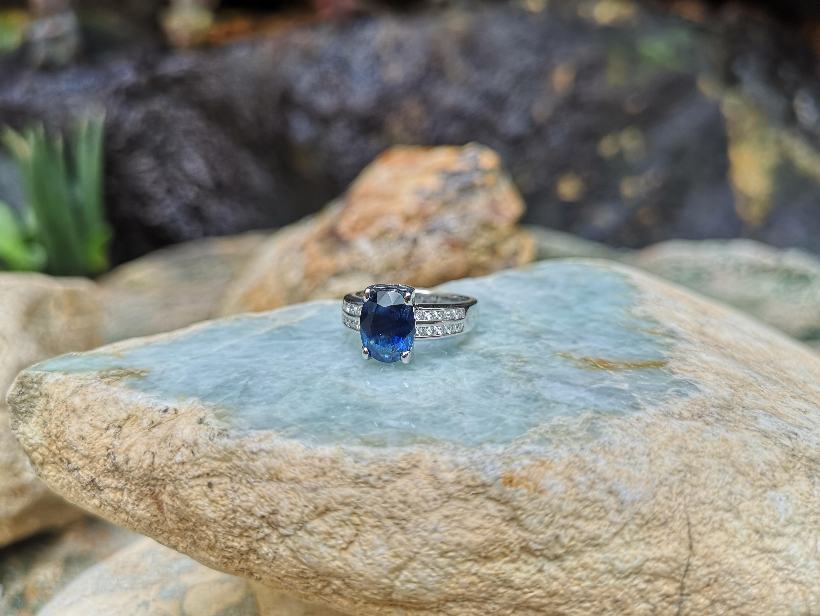 Blauer blauer Saphir mit Diamantring in 18 Karat Weißgoldfassung im Angebot 6