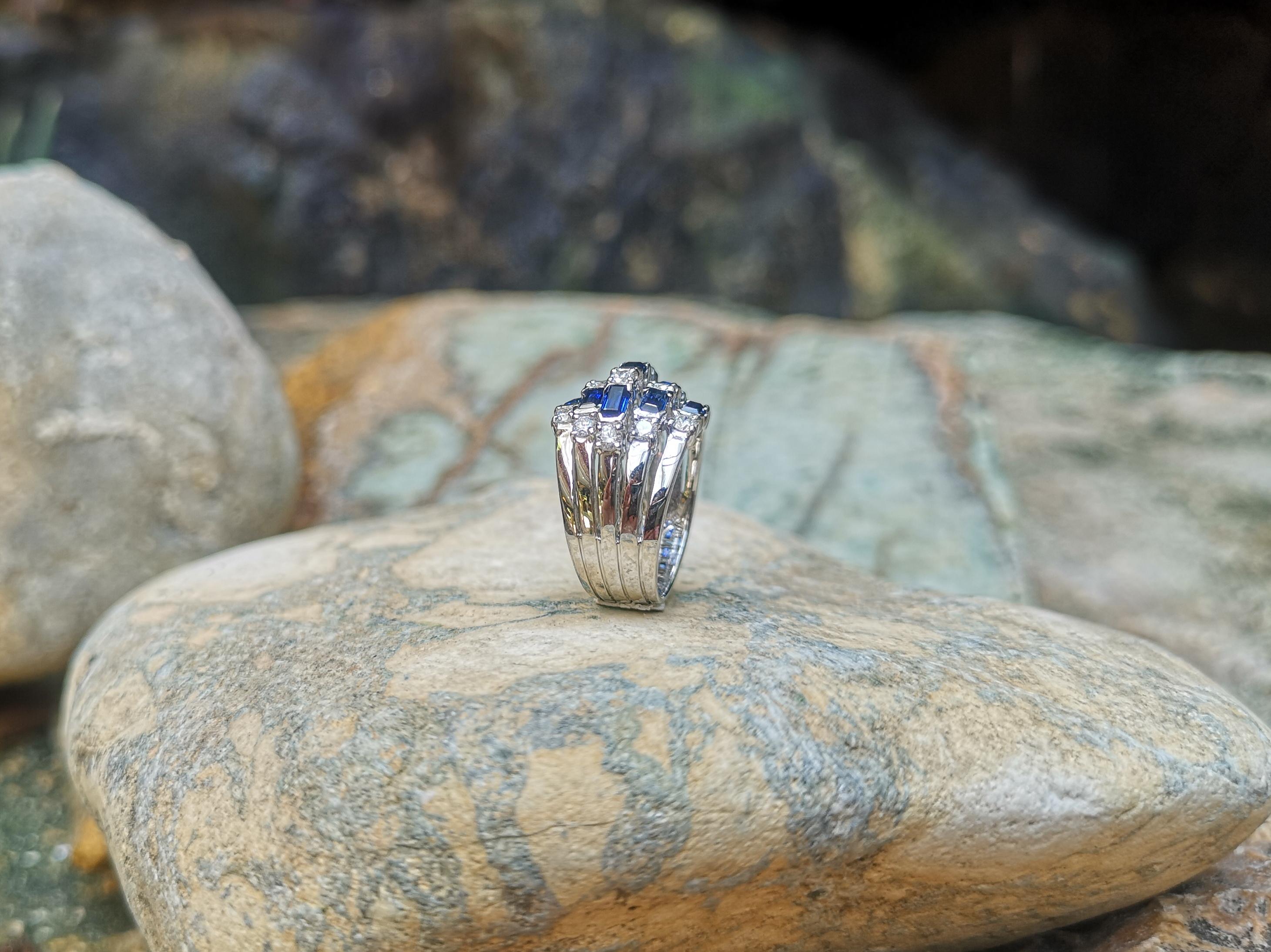 Blue Sapphire with Diamond Ring Set in 18 Karat White Gold Settings For Sale 7