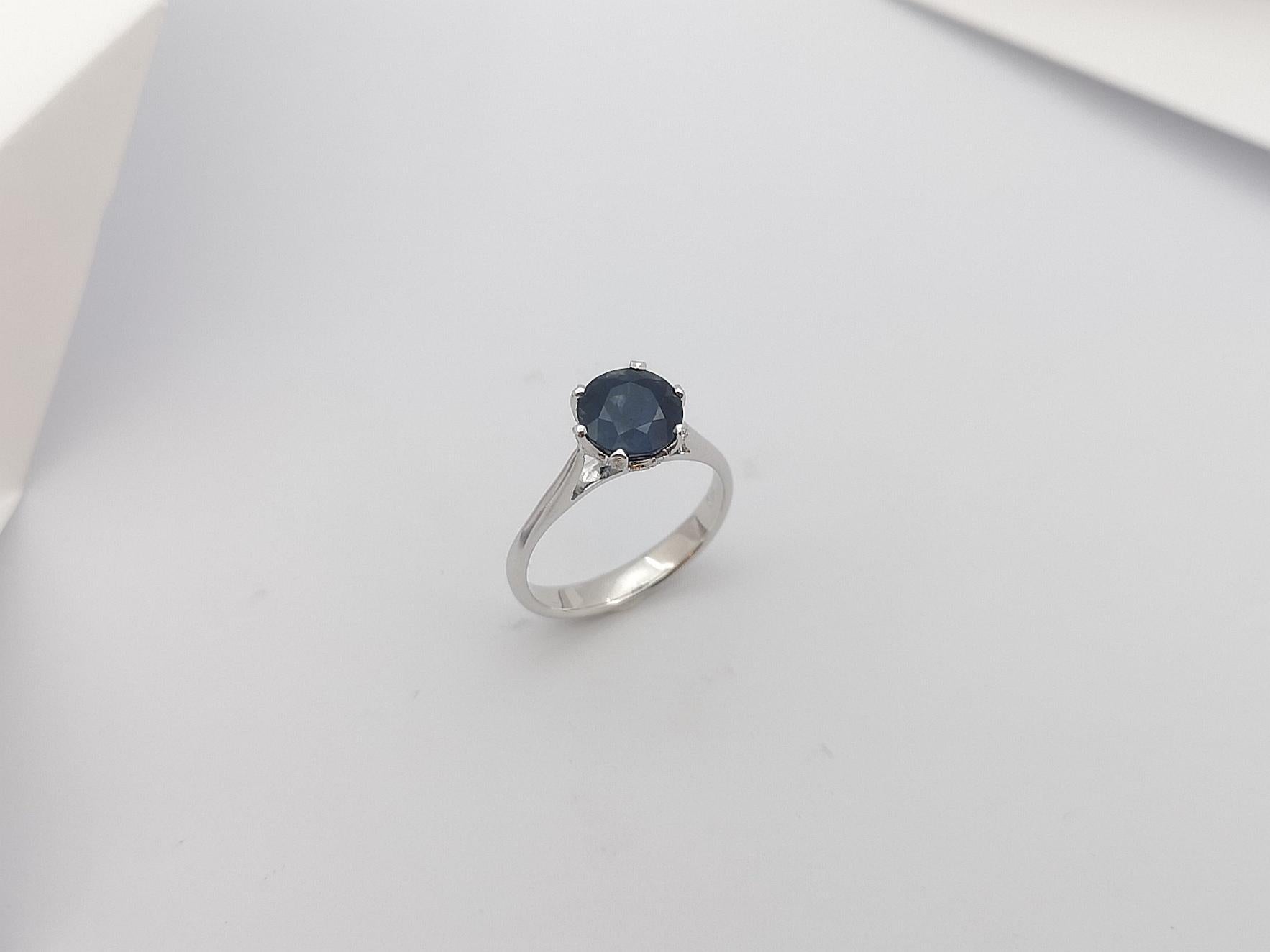 Blue Sapphire  with Diamond Ring set in 18 Karat White Gold Settings For Sale 7