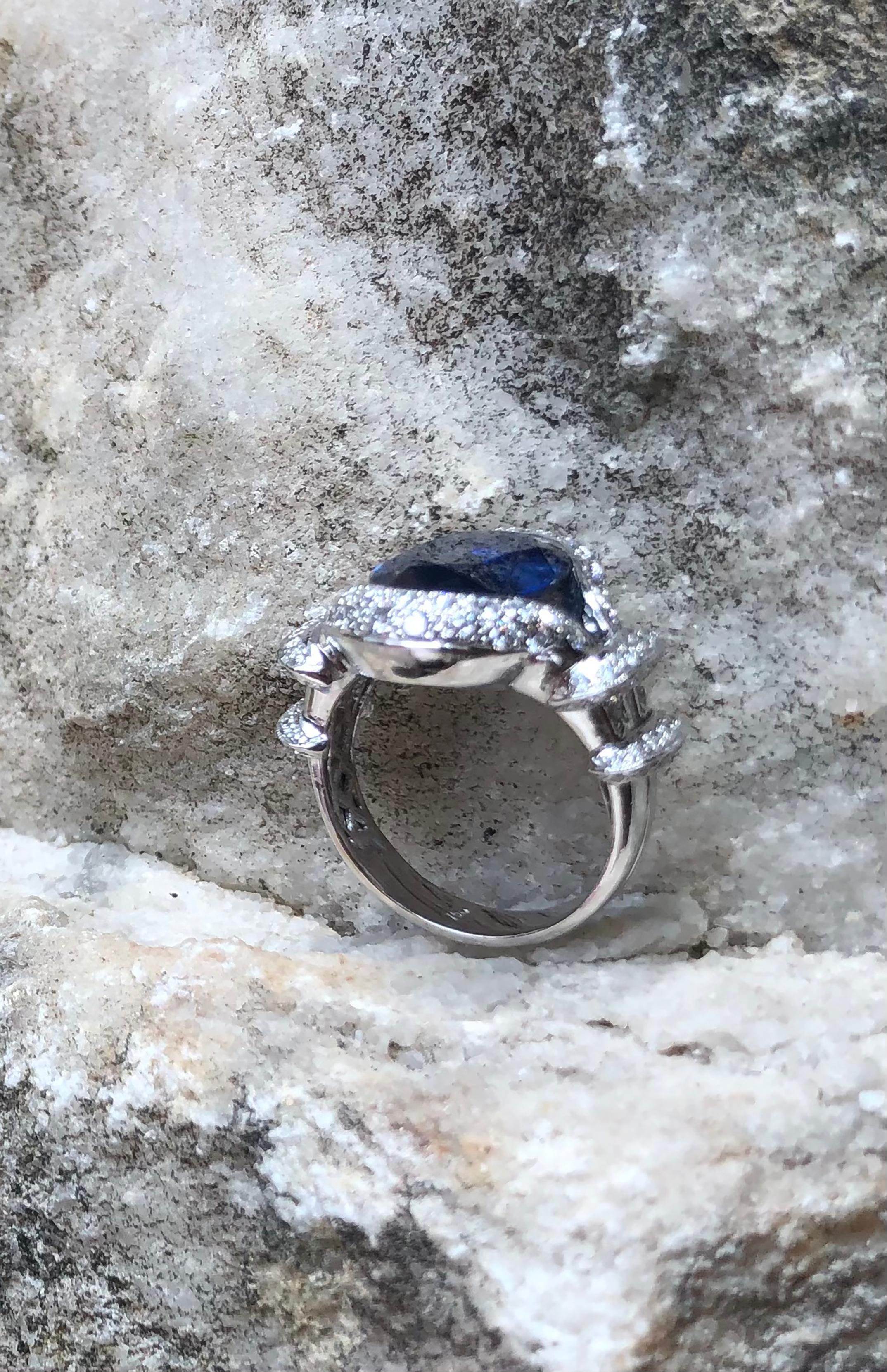 Blauer blauer Saphir mit Diamantring in 18 Karat Weißgoldfassung im Angebot 8