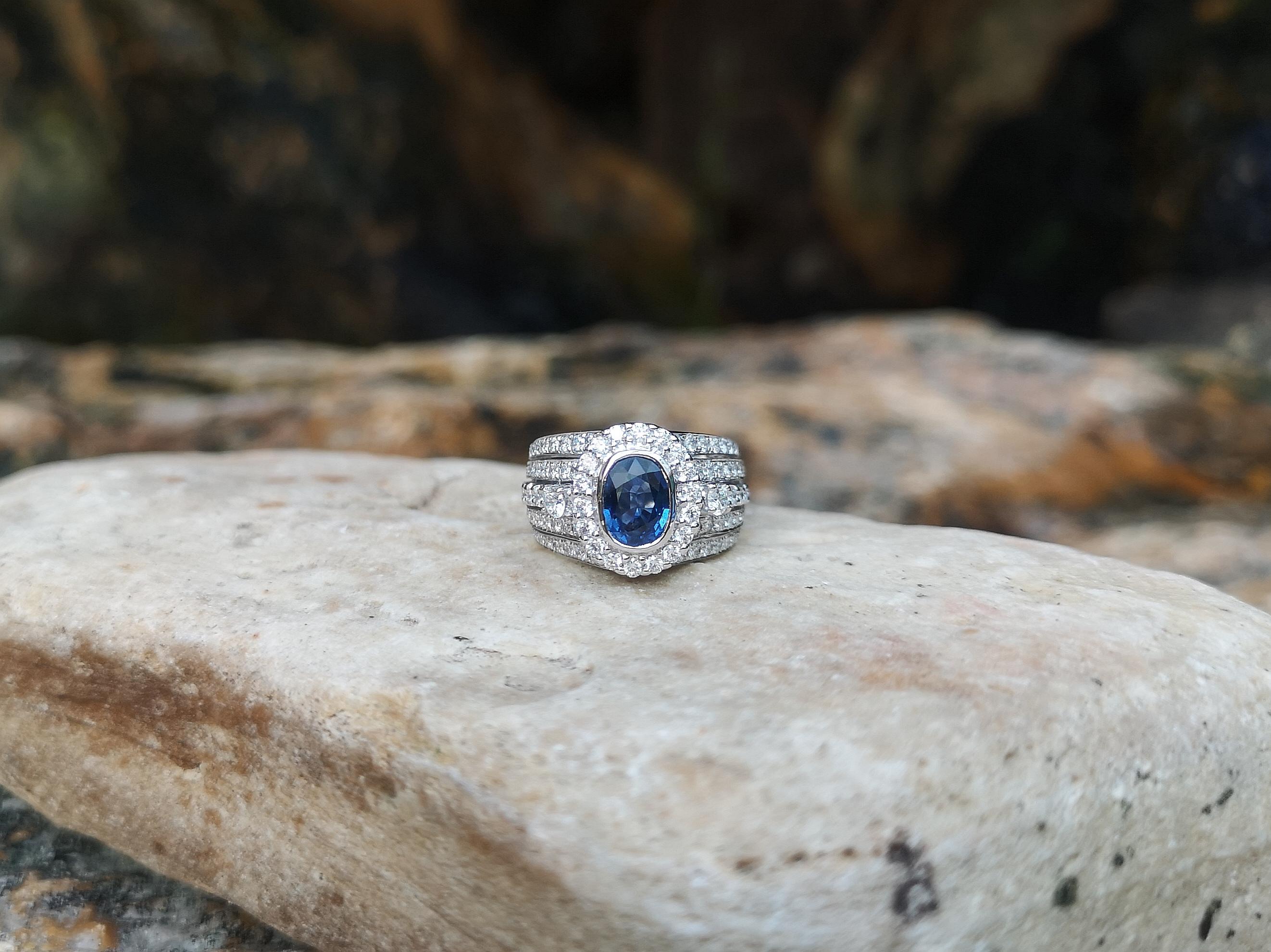Blue Sapphire with Diamond Ring Set in 18 Karat White Gold Settings For Sale 9