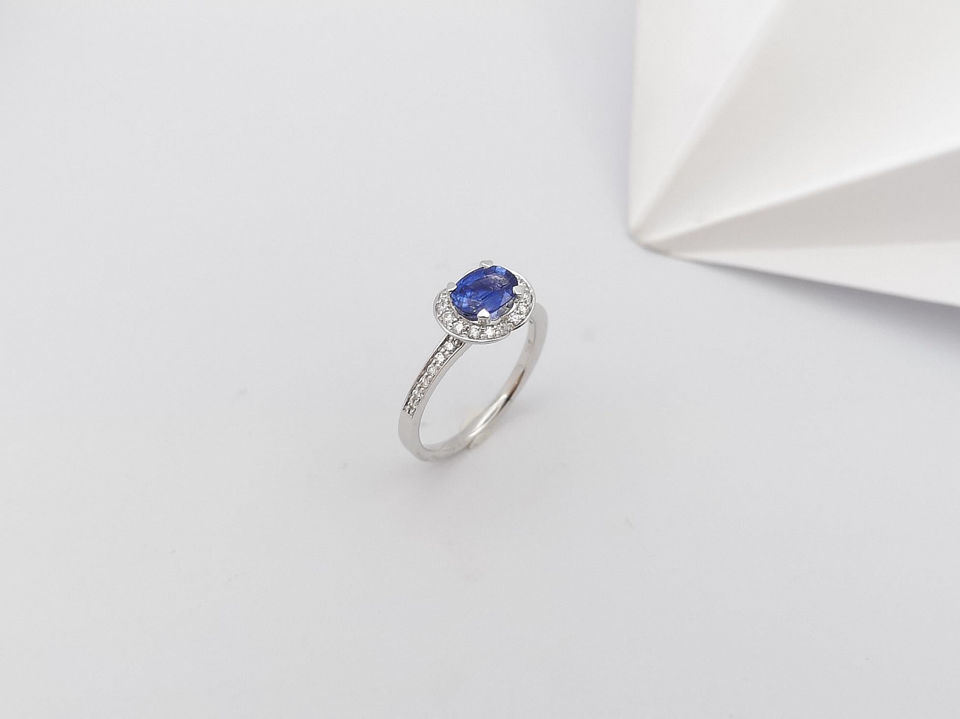 Blue Sapphire with Diamond Ring set in 18 Karat White Gold Settings For Sale 10