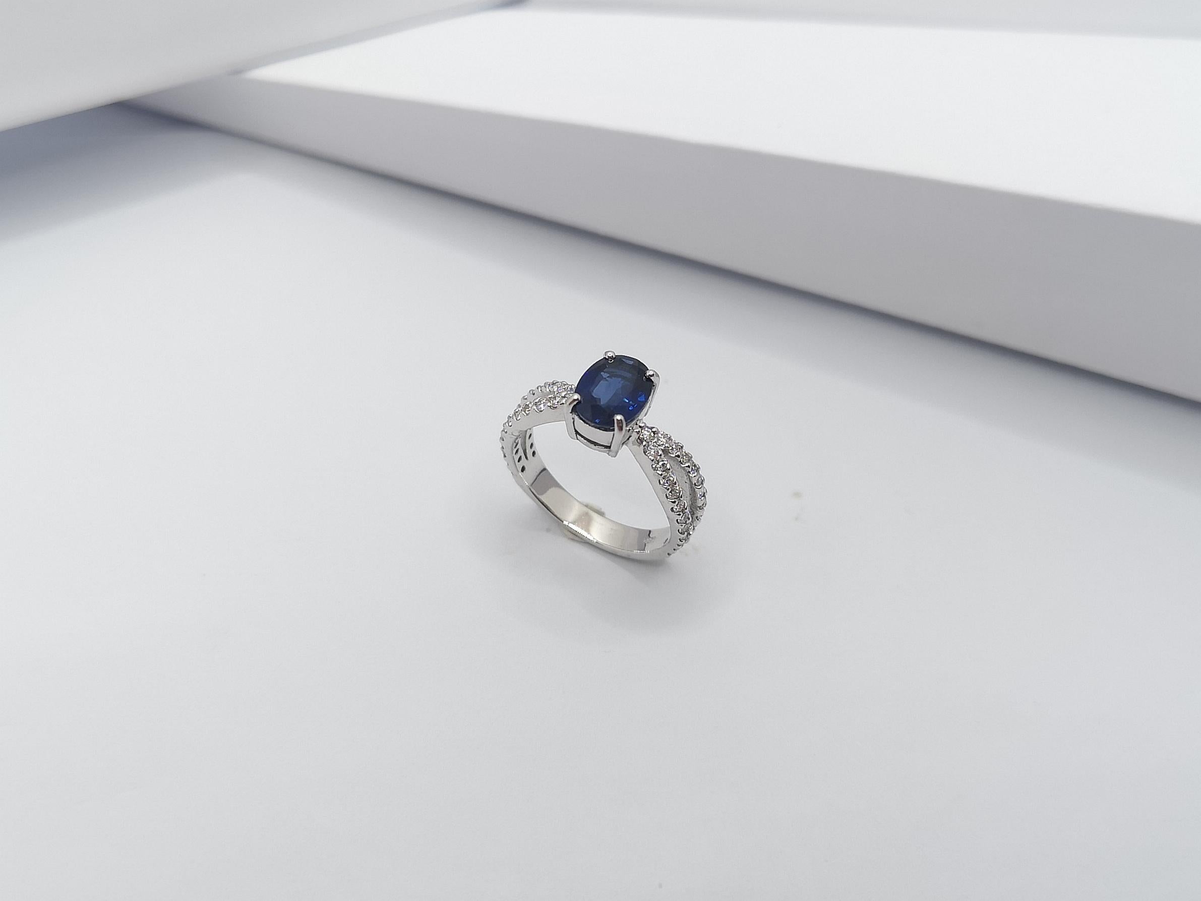Blue Sapphire with Diamond Ring Set in 18 Karat White Gold Settings For Sale 11
