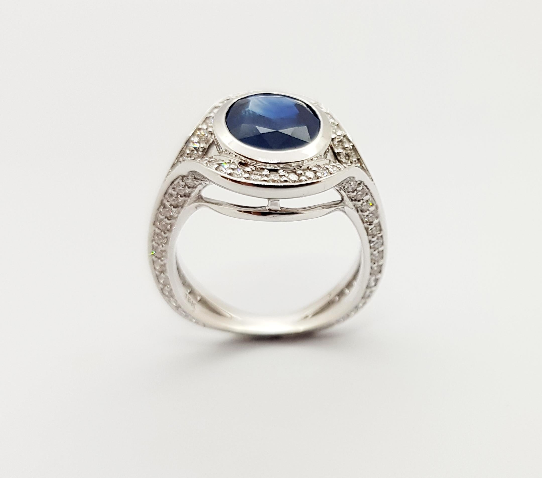 Blauer blauer Saphir mit Diamantring in 18 Karat Weißgoldfassung im Angebot 13
