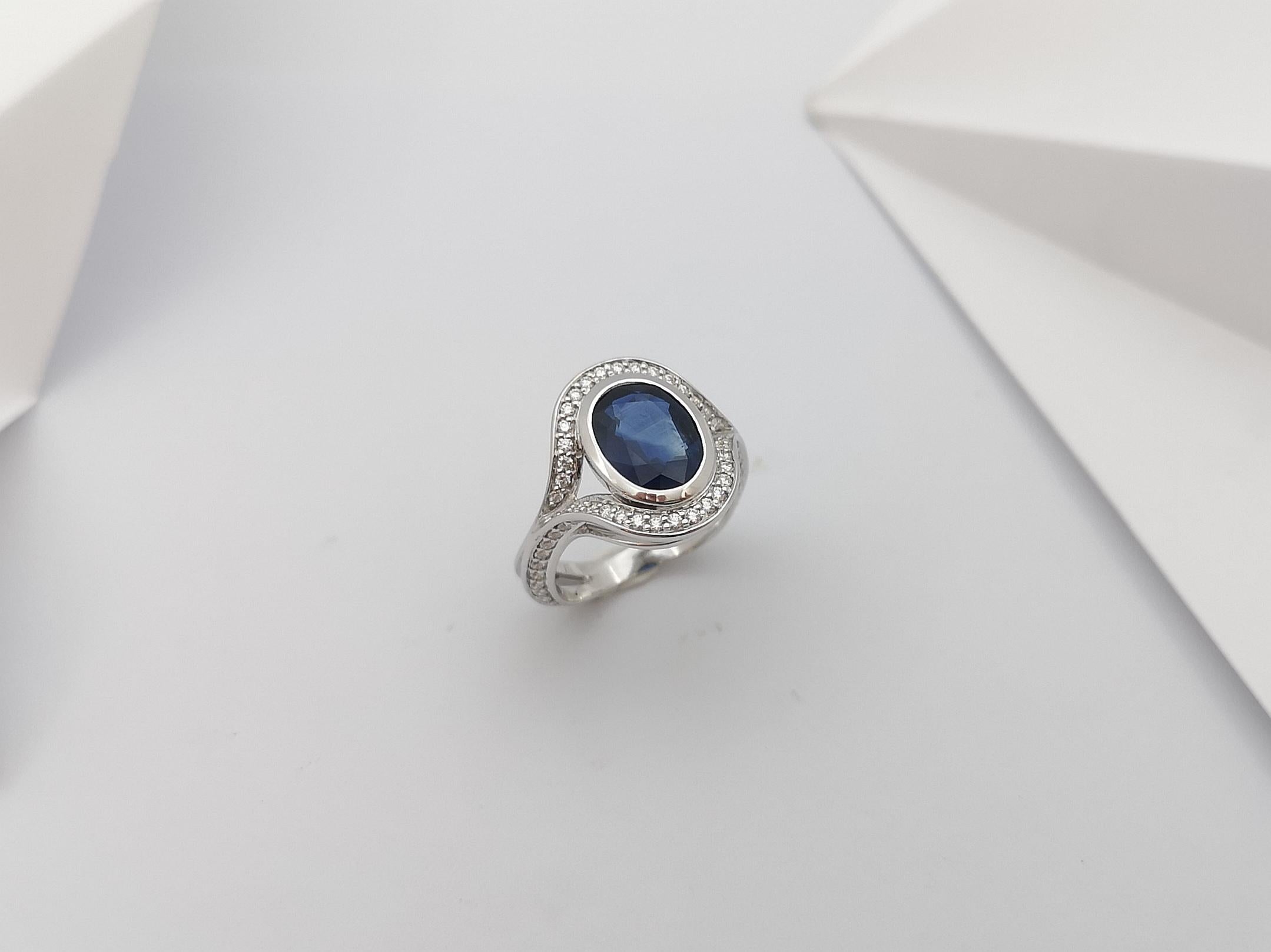 Blauer blauer Saphir mit Diamantring in 18 Karat Weißgoldfassung im Angebot 14