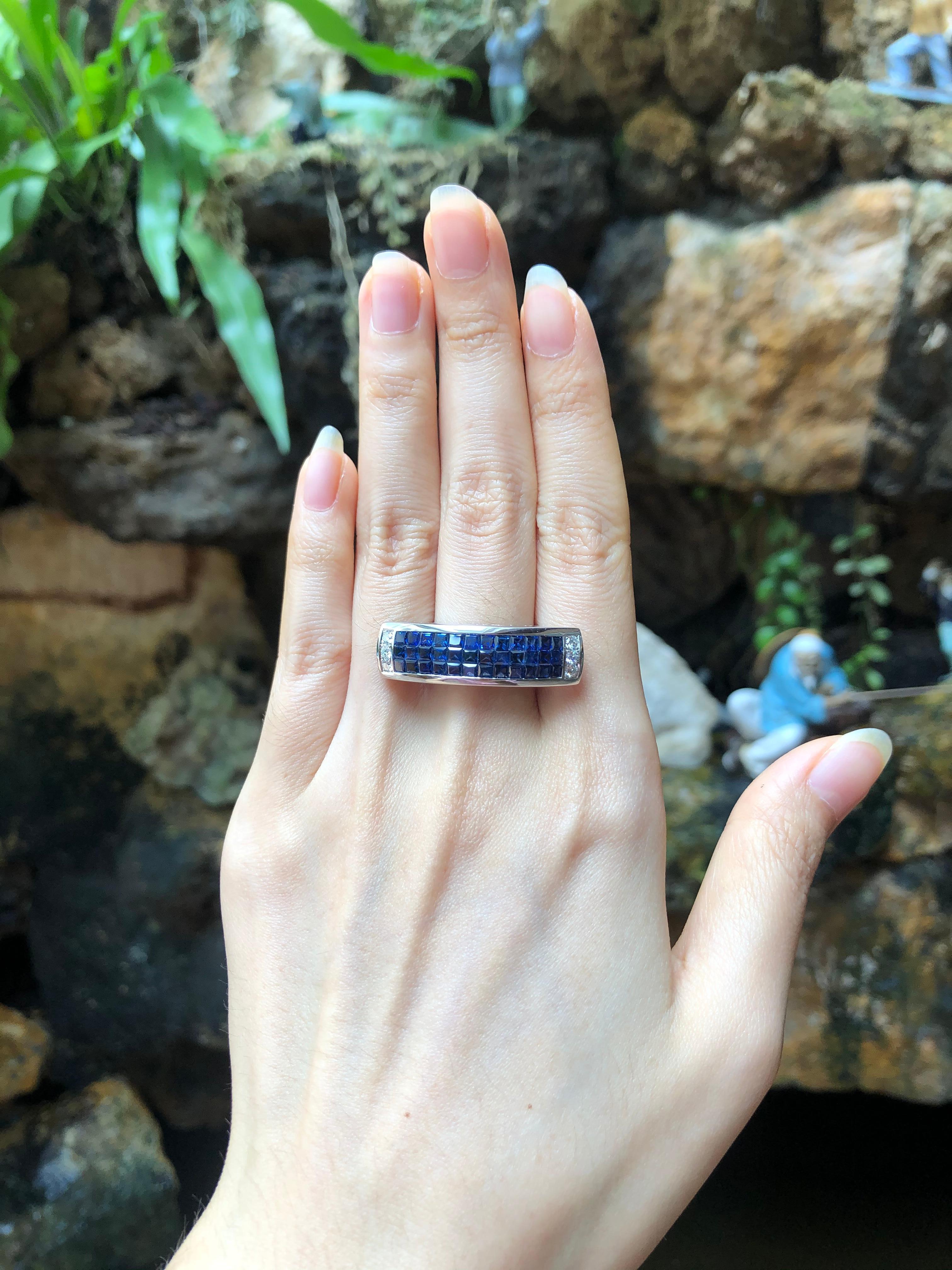 Contemporary Blue Sapphire with Diamond Ring Set in 18 Karat White Gold Settings For Sale