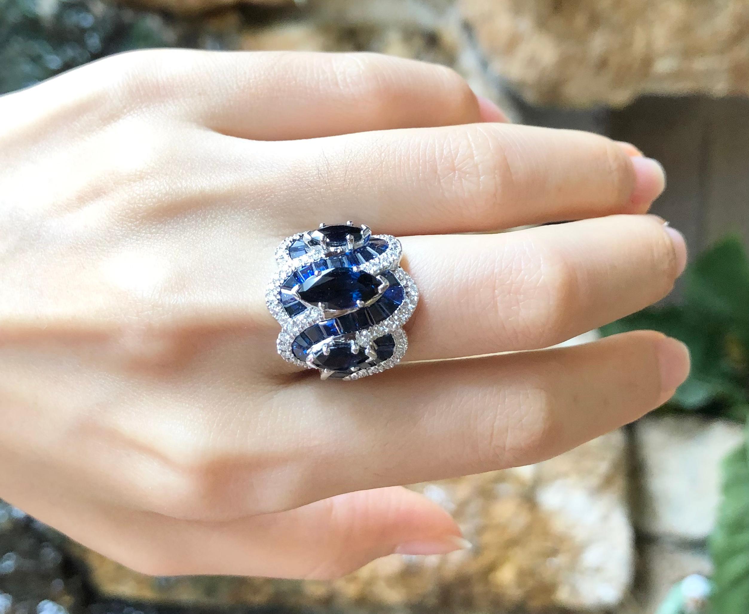 Mixed Cut Blue Sapphire with Diamond Ring Set in 18 Karat White Gold Settings For Sale