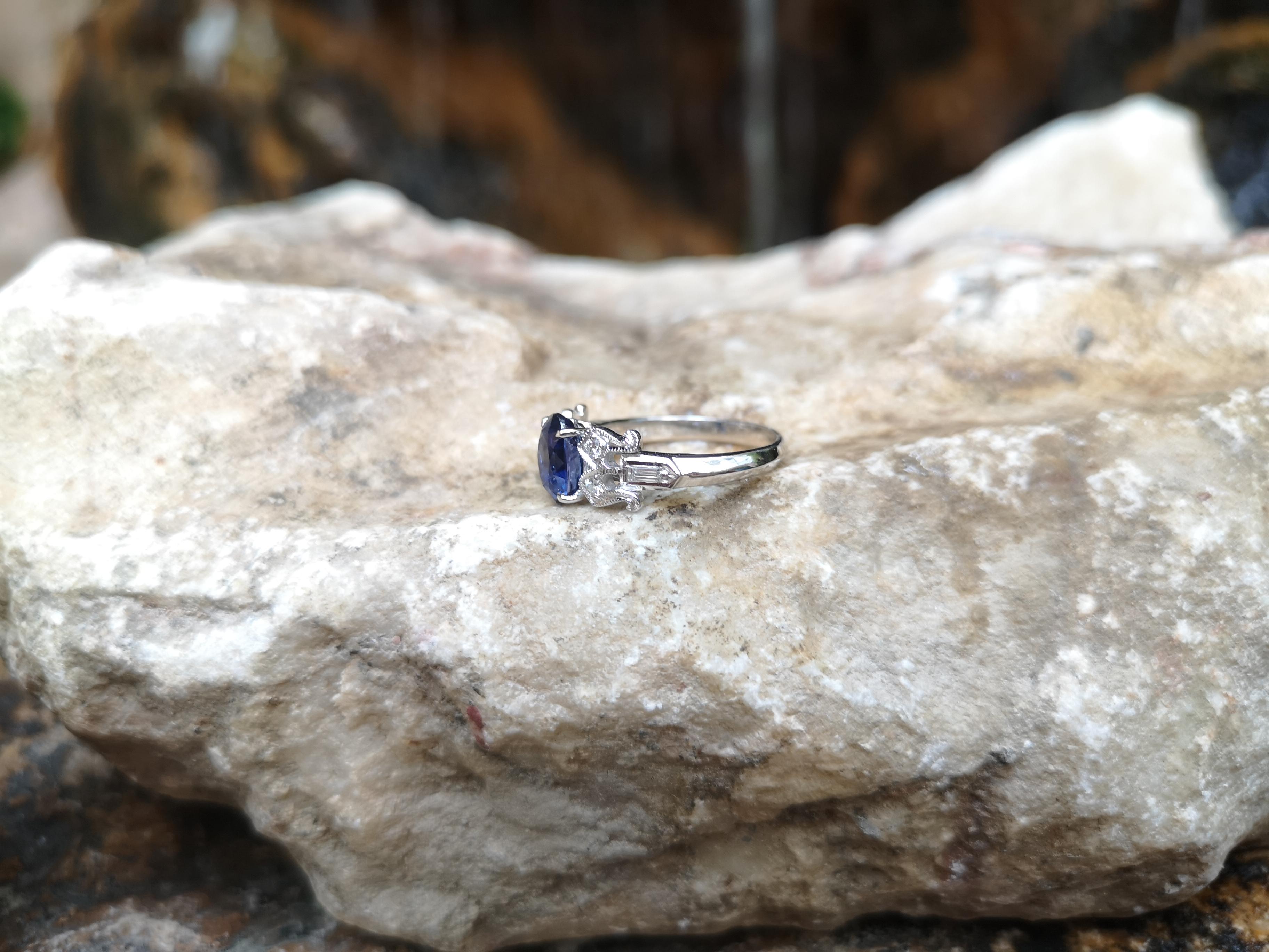 Women's or Men's Blue Sapphire with Diamond Ring Set in 18 Karat White Gold Settings For Sale