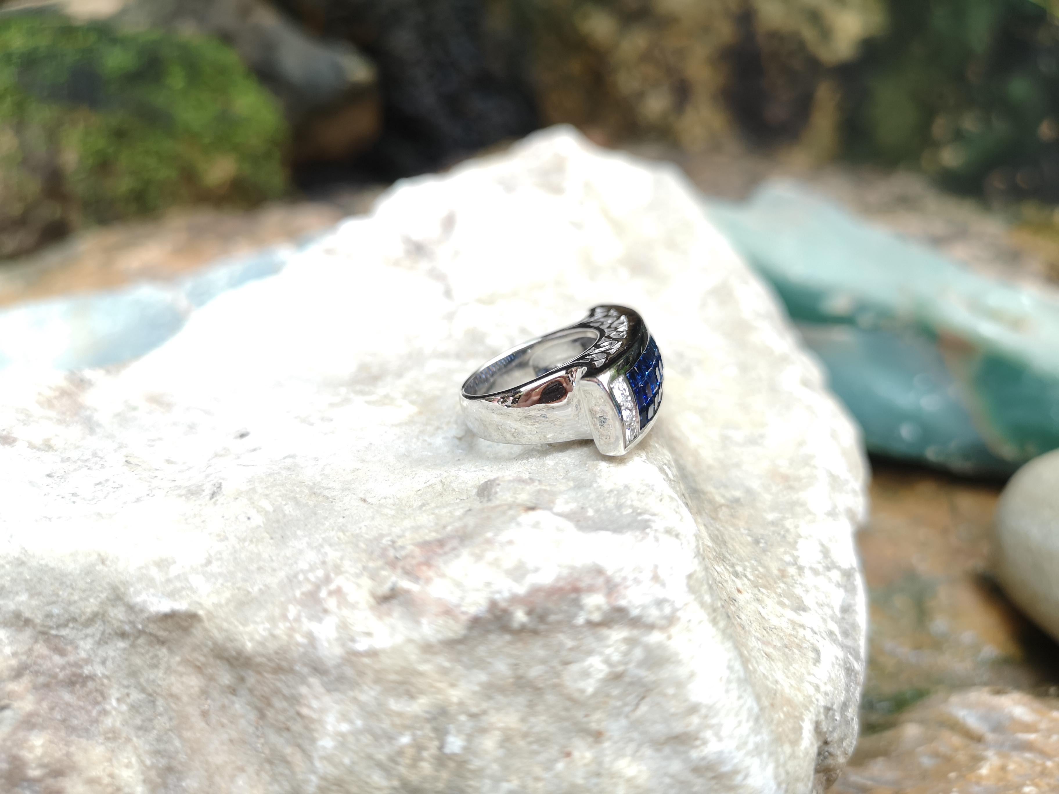 Women's or Men's Blue Sapphire with Diamond Ring Set in 18 Karat White Gold Settings For Sale
