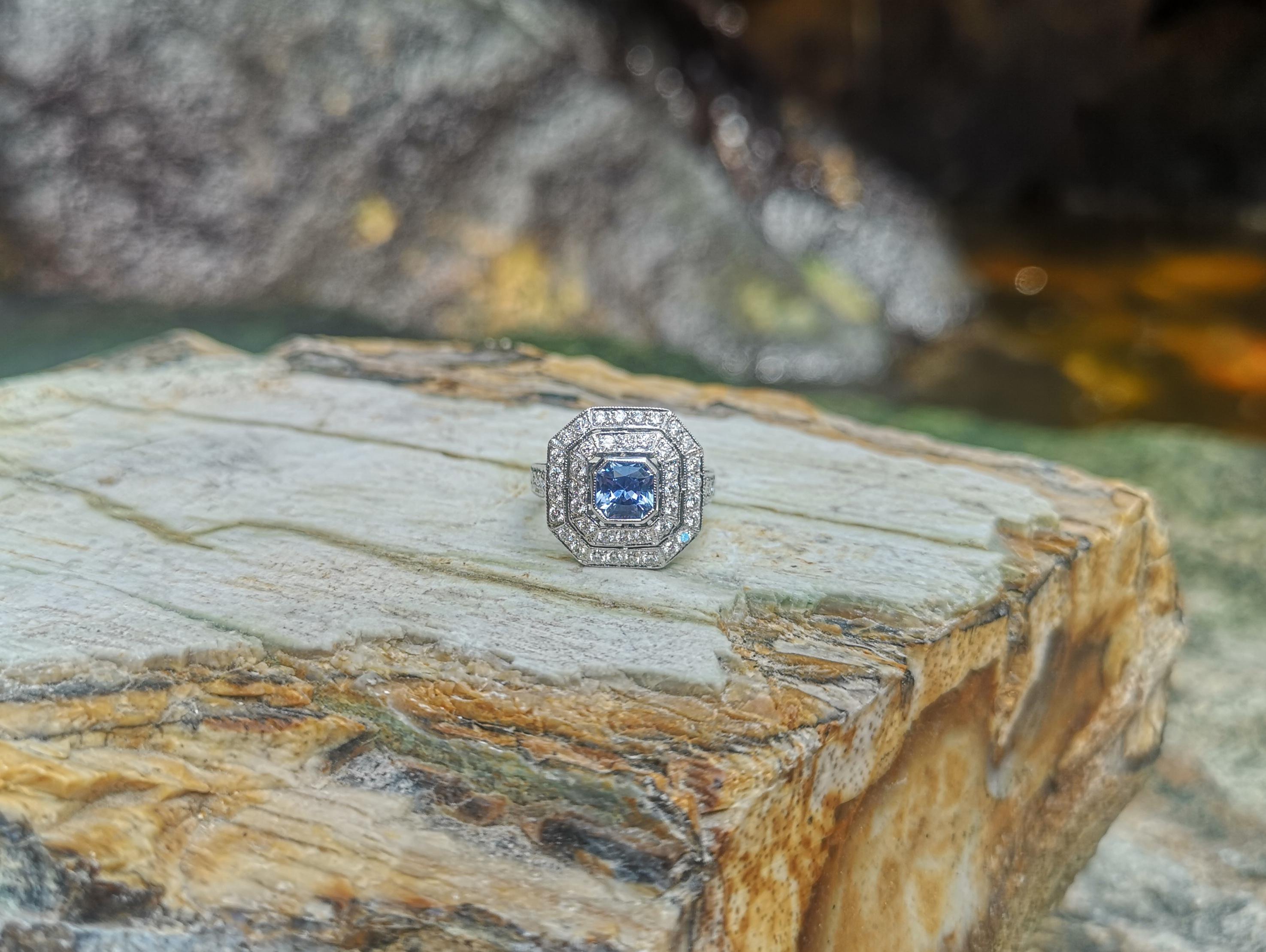 Blauer blauer Saphir mit Diamantring in 18 Karat Weißgoldfassung im Angebot 2