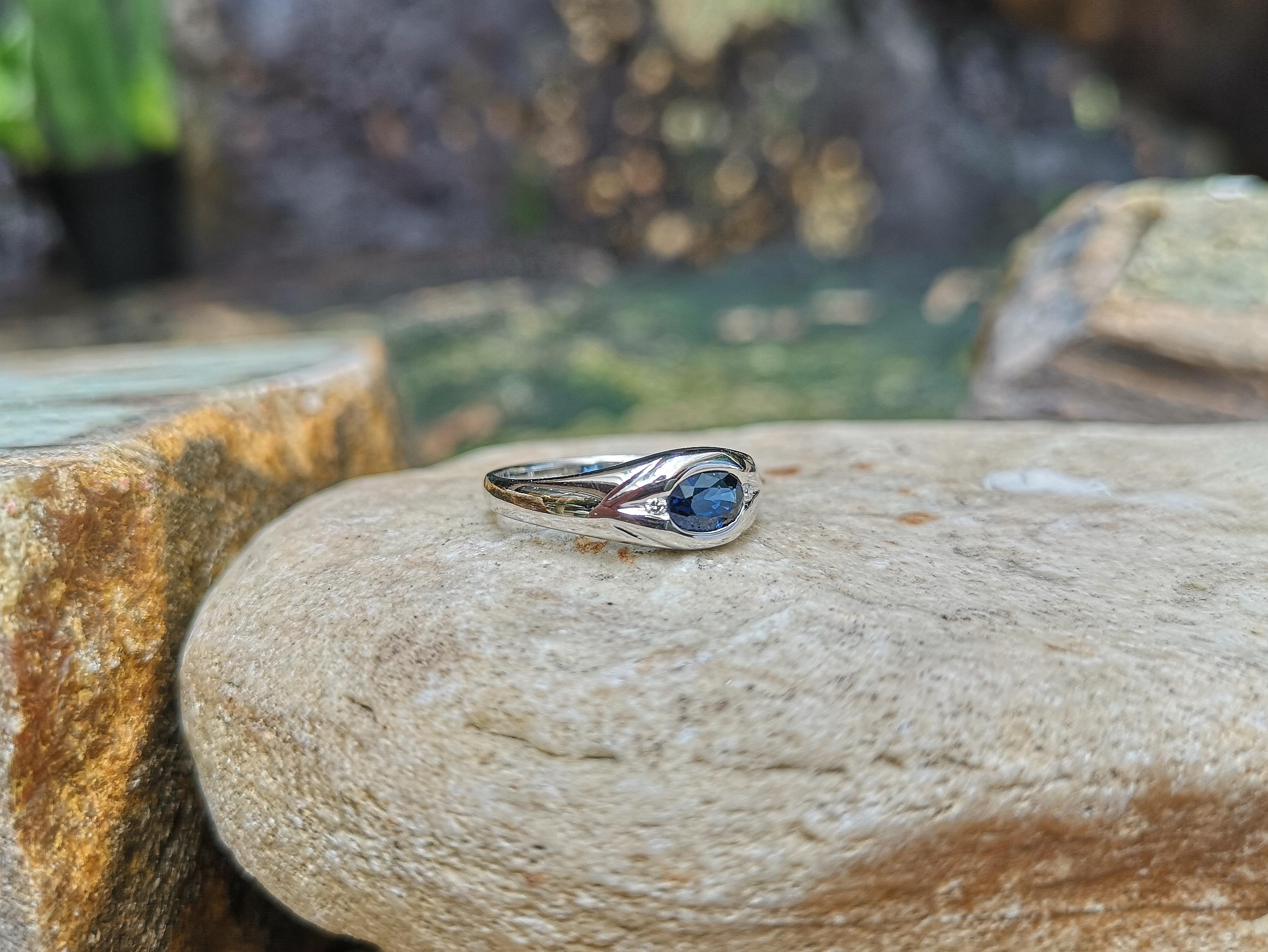 Blue Sapphire with Diamond Ring Set in 18 Karat White Gold Settings For Sale 3