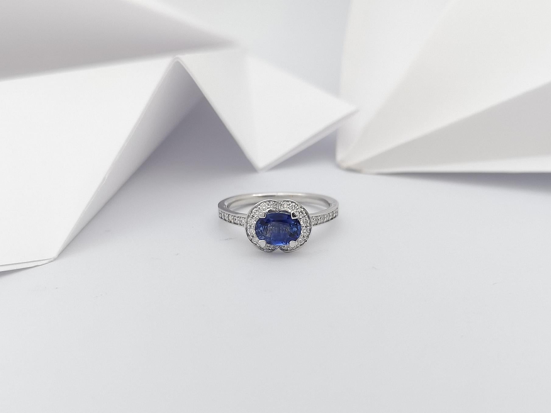 Blue Sapphire with Diamond Ring set in 18 Karat White Gold Settings For Sale 3