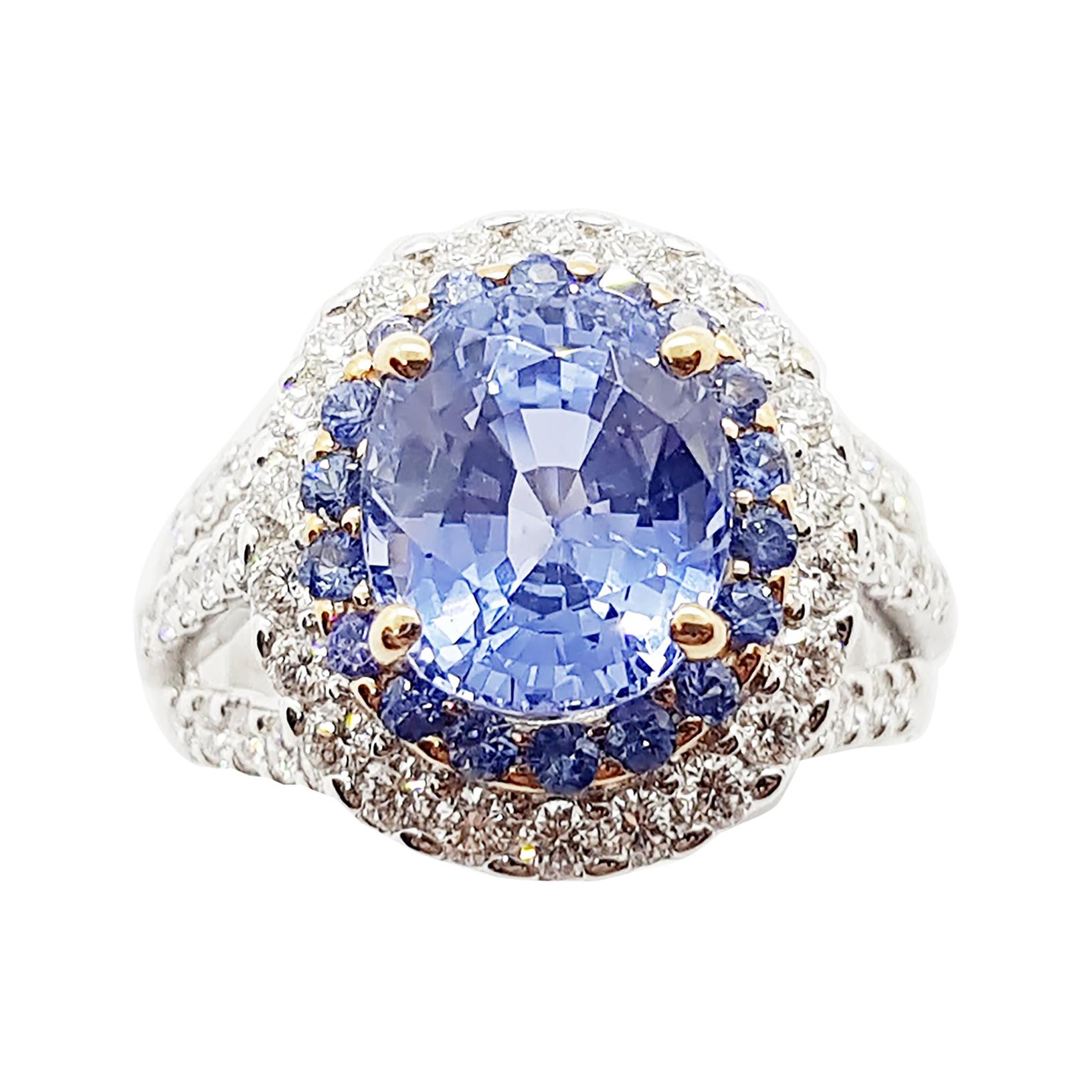 GIA Certified 5cts Ceylon Blue Sapphire with Diamond Ring Set in 18K White Gold  For Sale