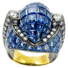 Blue Sapphire with Diamond Ring set in 18K Gold Setting
