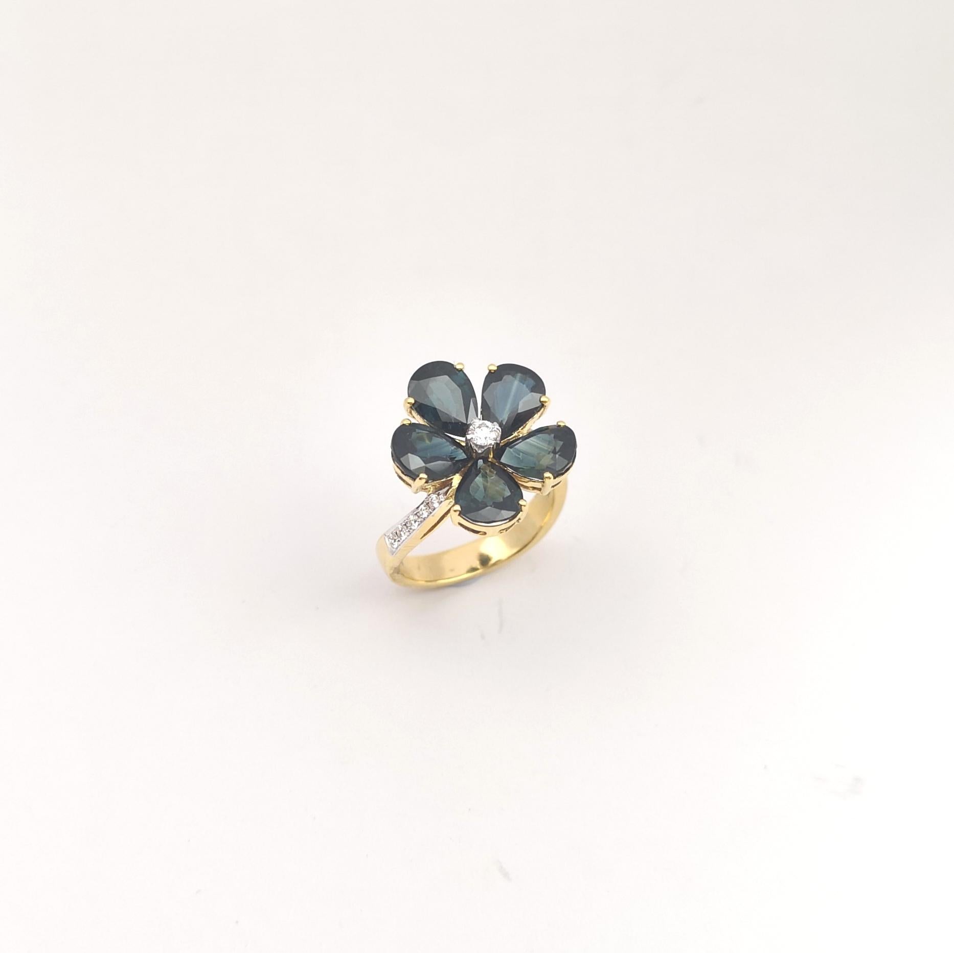 Blauer Saphir mit Diamantring in 18 Karat Goldfassungen gefasst im Angebot 8