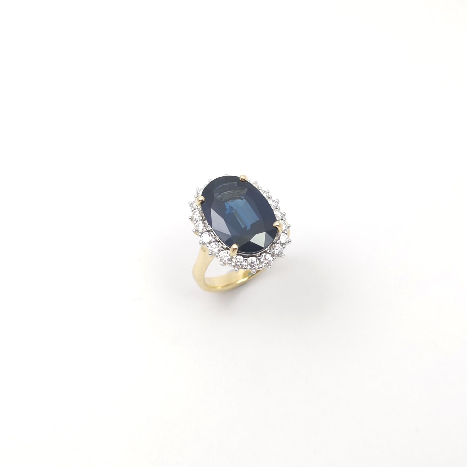 Bague en or 18 carats avec saphir bleu et diamant en vente 8